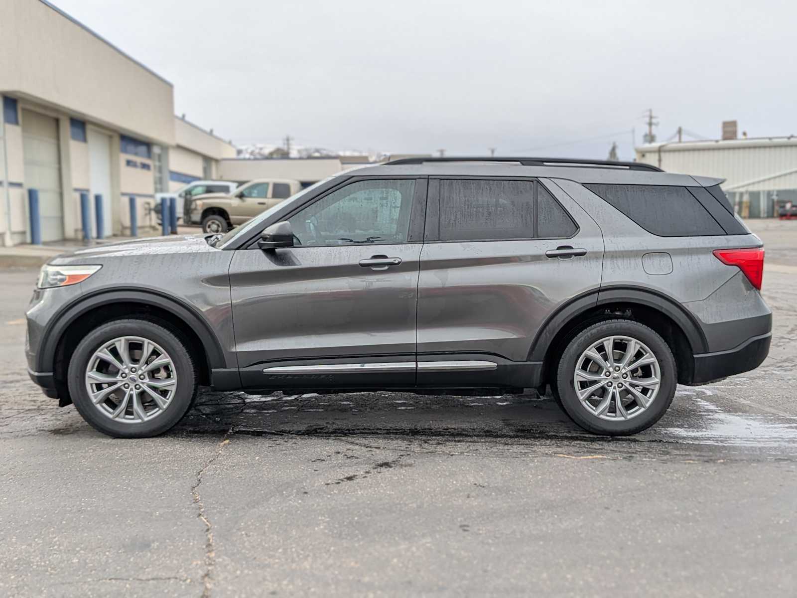 2020 Ford Explorer XLT 3