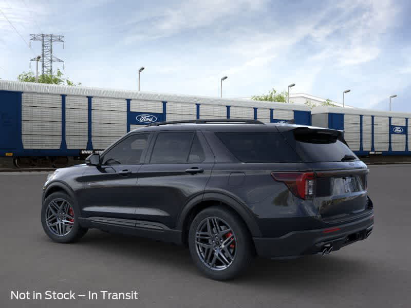 2025 Ford Explorer ST 4