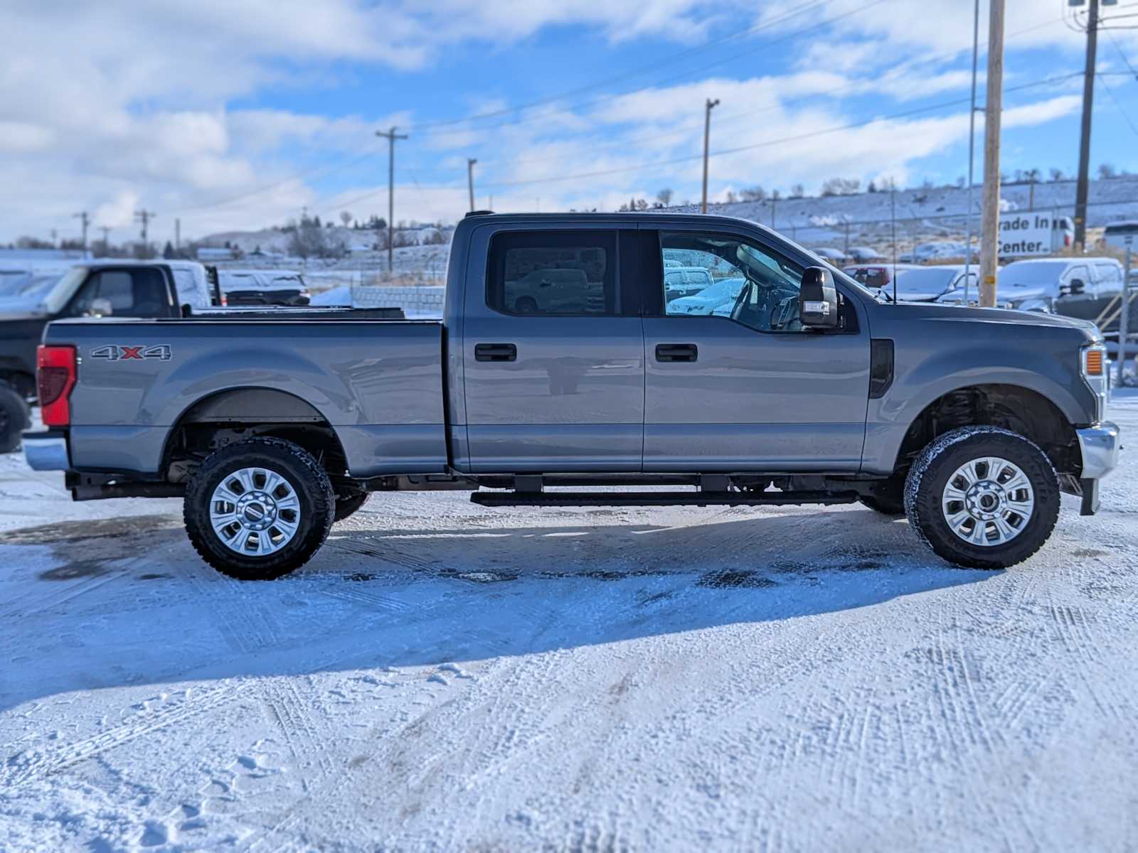 2022 Ford Super Duty F-250 SRW XLT 7