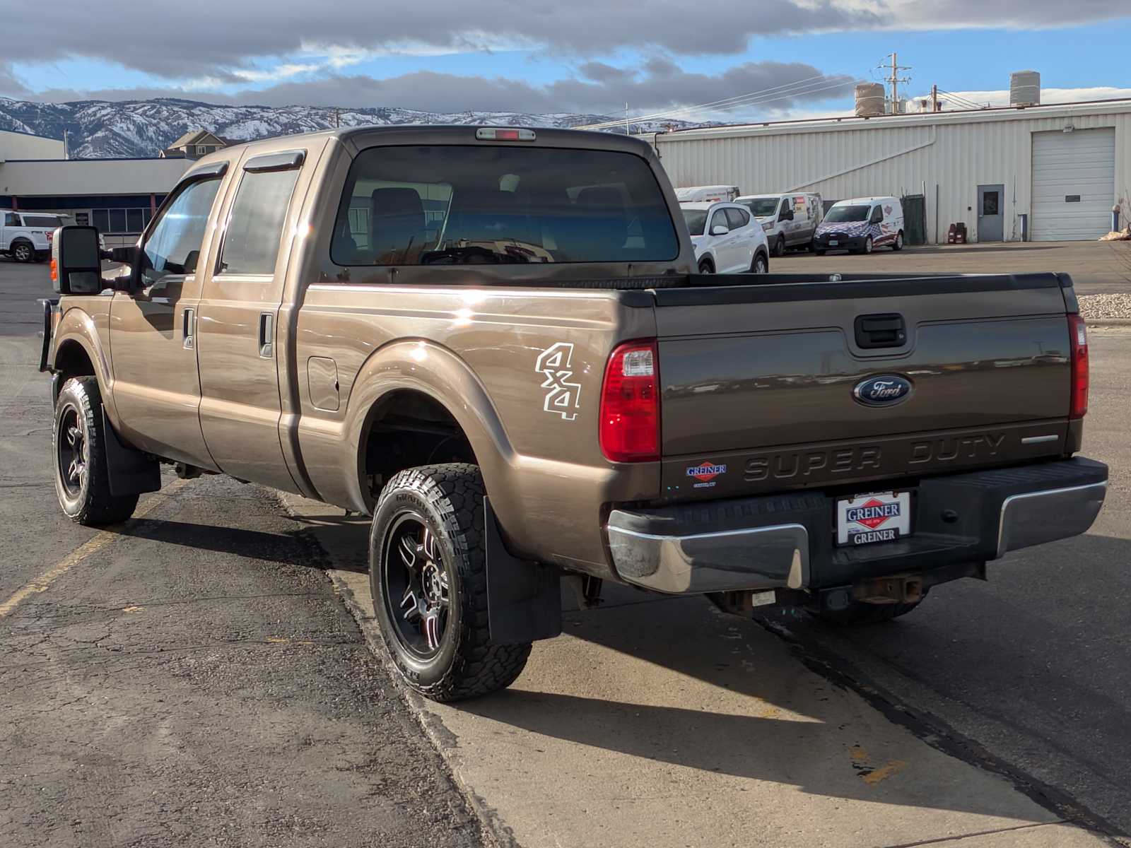 2015 Ford Super Duty F-250 SRW XLT 4WD Crew Cab 156 4