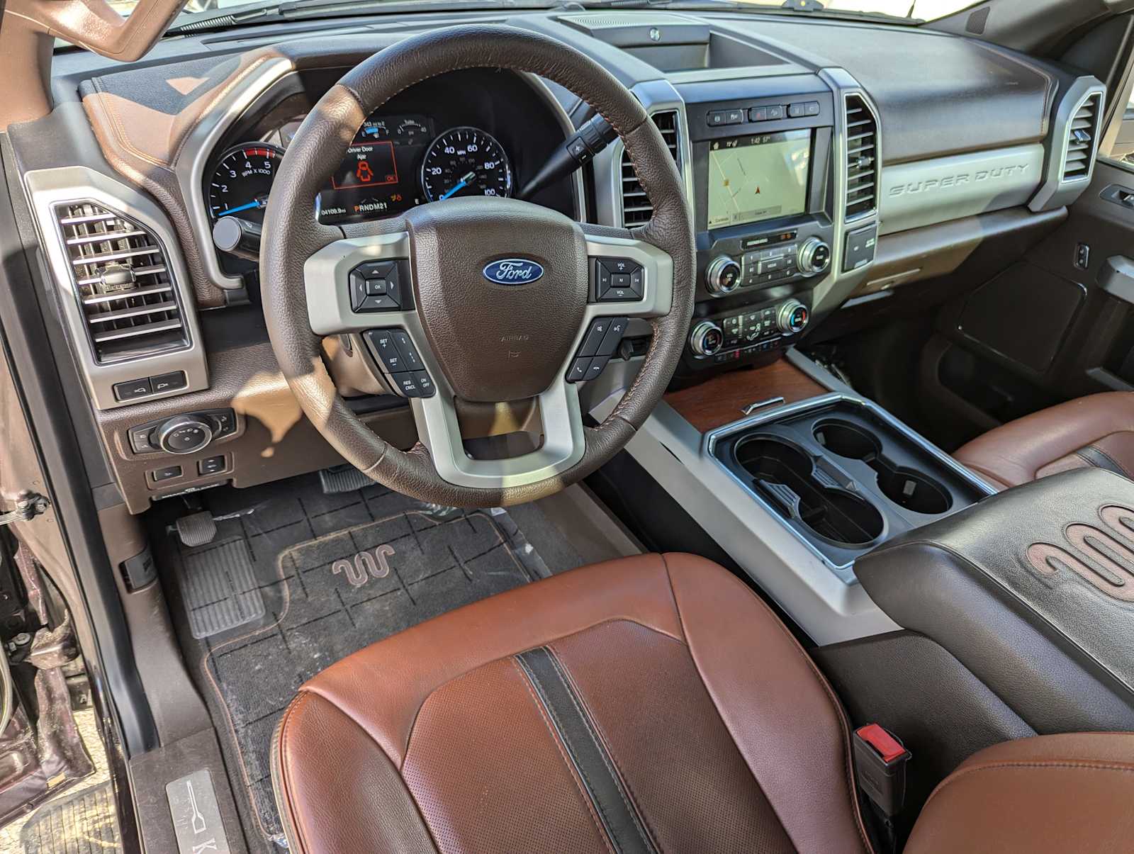 2019 Ford Super Duty F-250 SRW King Ranch 4WD Crew Cab 6.75 Box 2