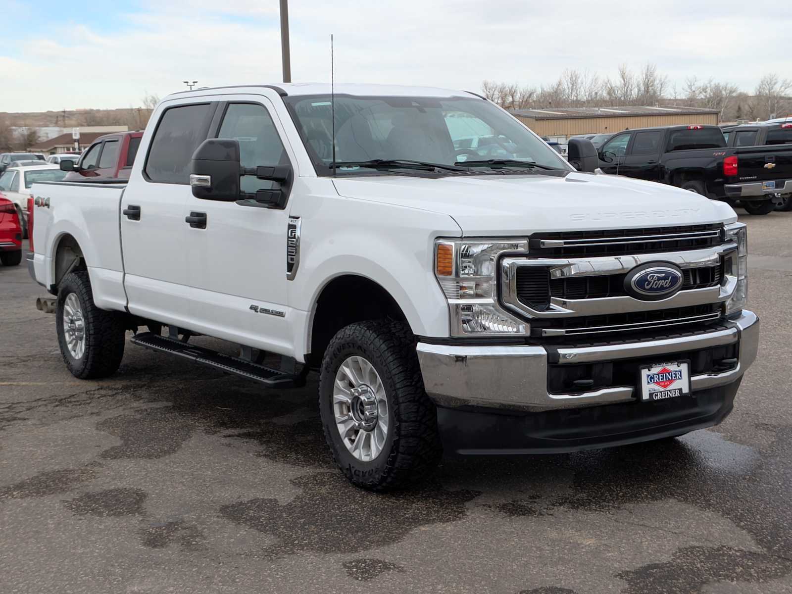 2022 Ford Super Duty F-250 SRW XLT 4WD Crew Cab 6.75 Box 8