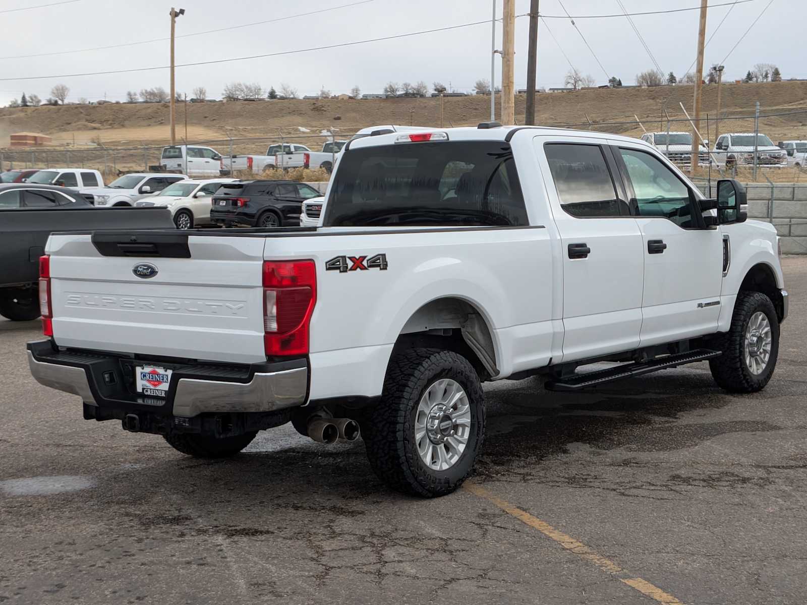 2022 Ford Super Duty F-250 SRW XLT 4WD Crew Cab 6.75 Box 6