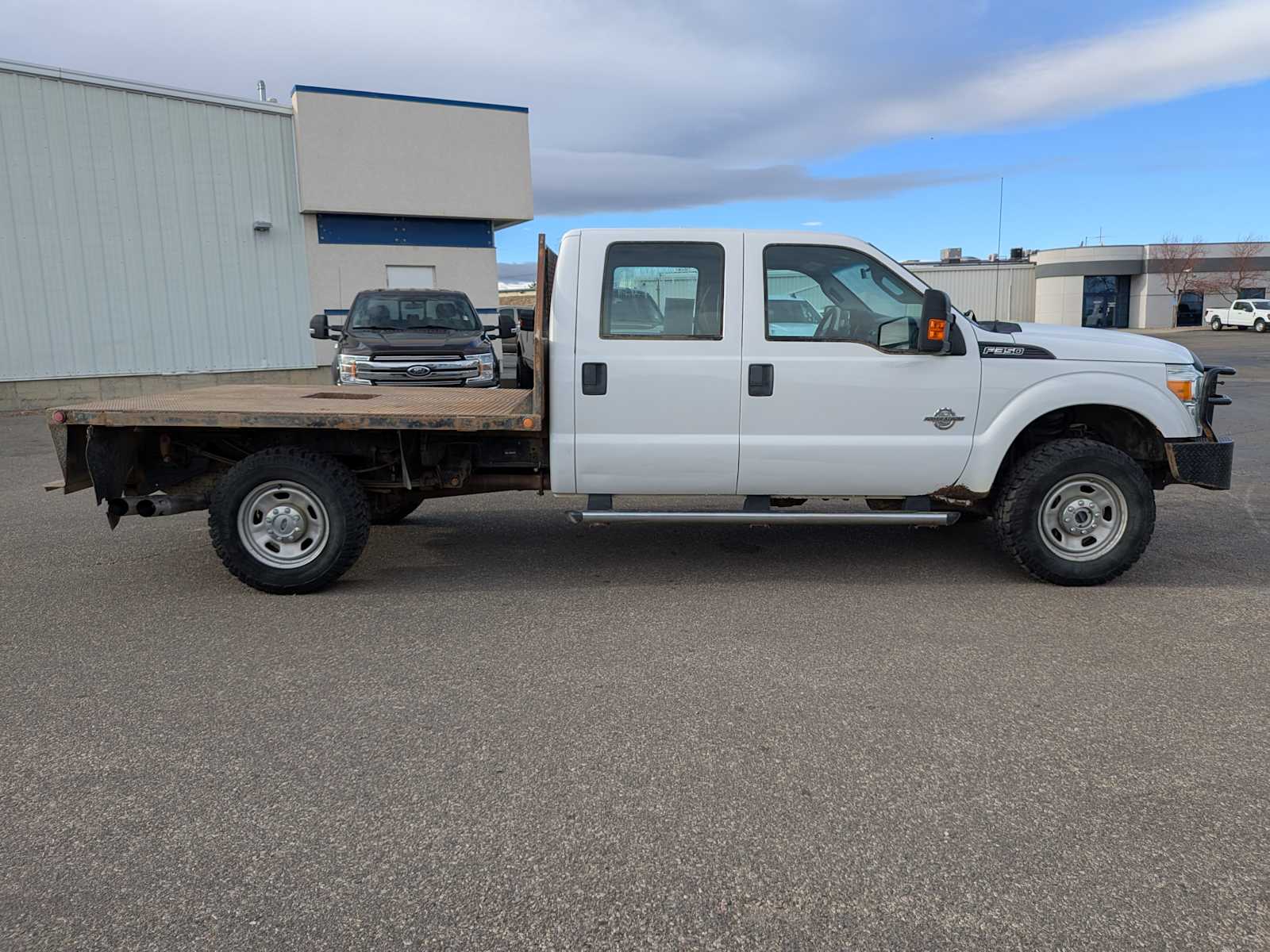 2015 Ford Super Duty F-350 SRW XL 4WD Crew Cab 172 7