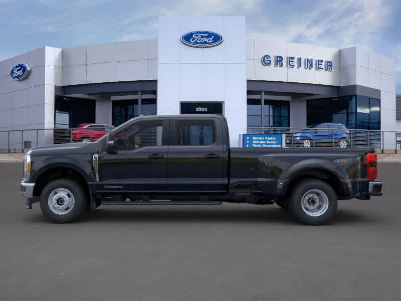 2024 Ford Super Duty F-350 DRW XL 4WD Crew Cab 8 Box 3