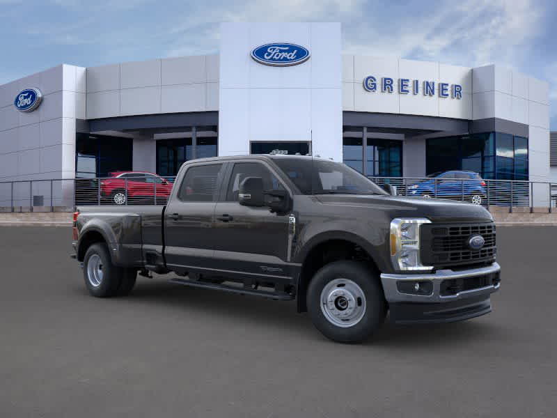 2024 Ford Super Duty F-350 DRW XL 4WD Crew Cab 8 Box 7