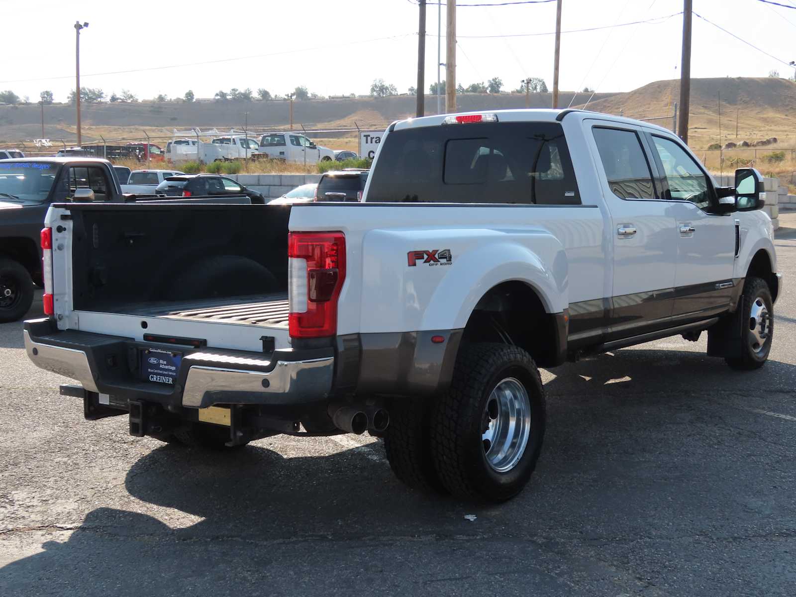 2017 Ford Super Duty F-350 DRW King Ranch 4WD Crew Cab 8 Box 6