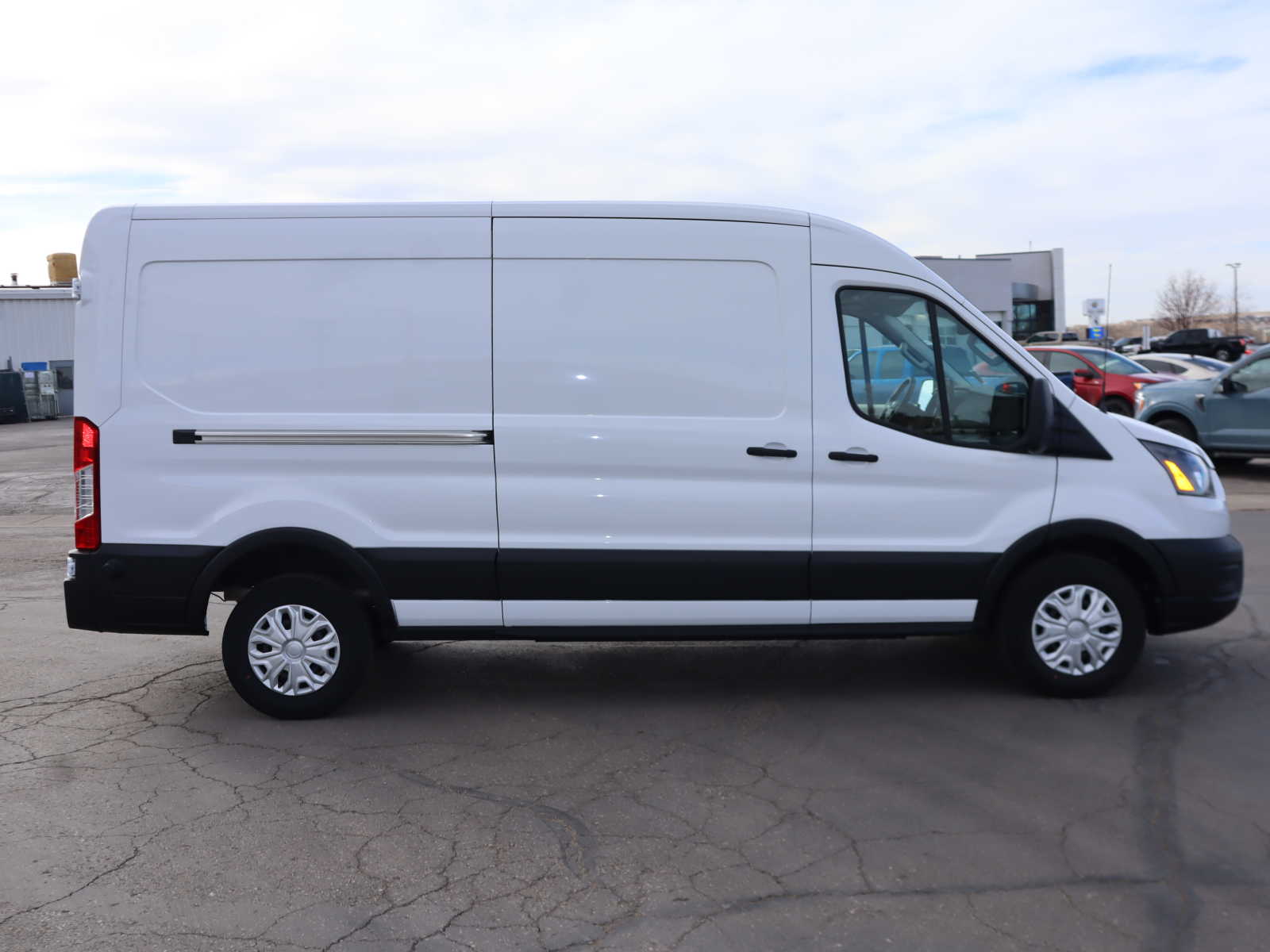 2023 Ford E-Transit T350 7