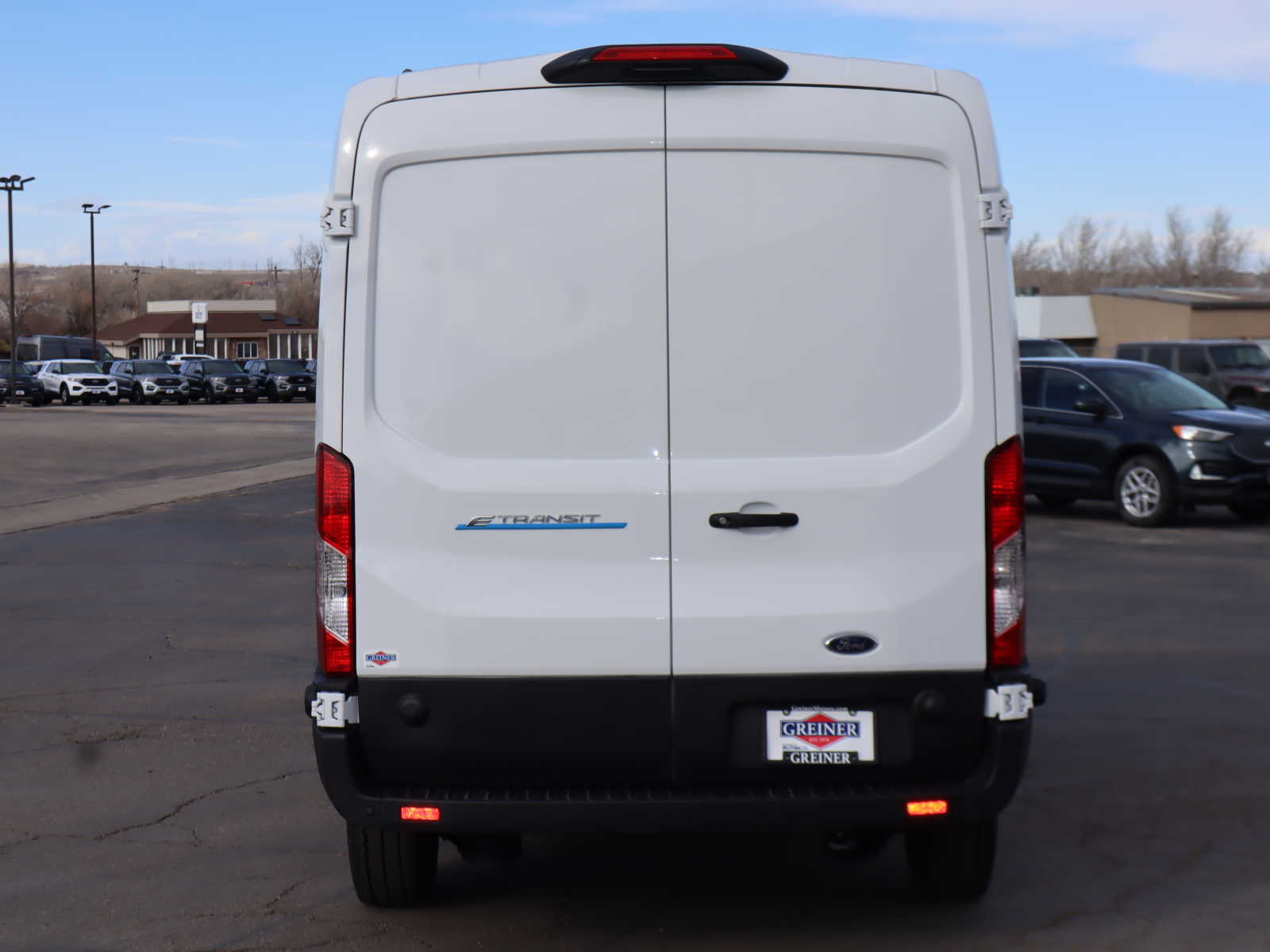 2023 Ford E-Transit T350 5