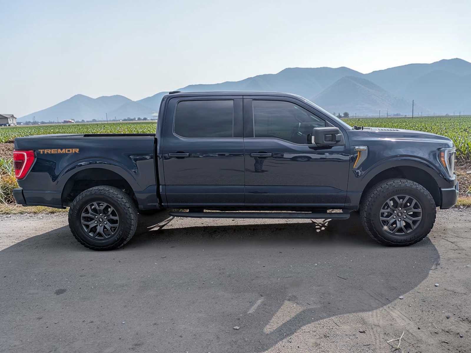 View vehicle photo 6
