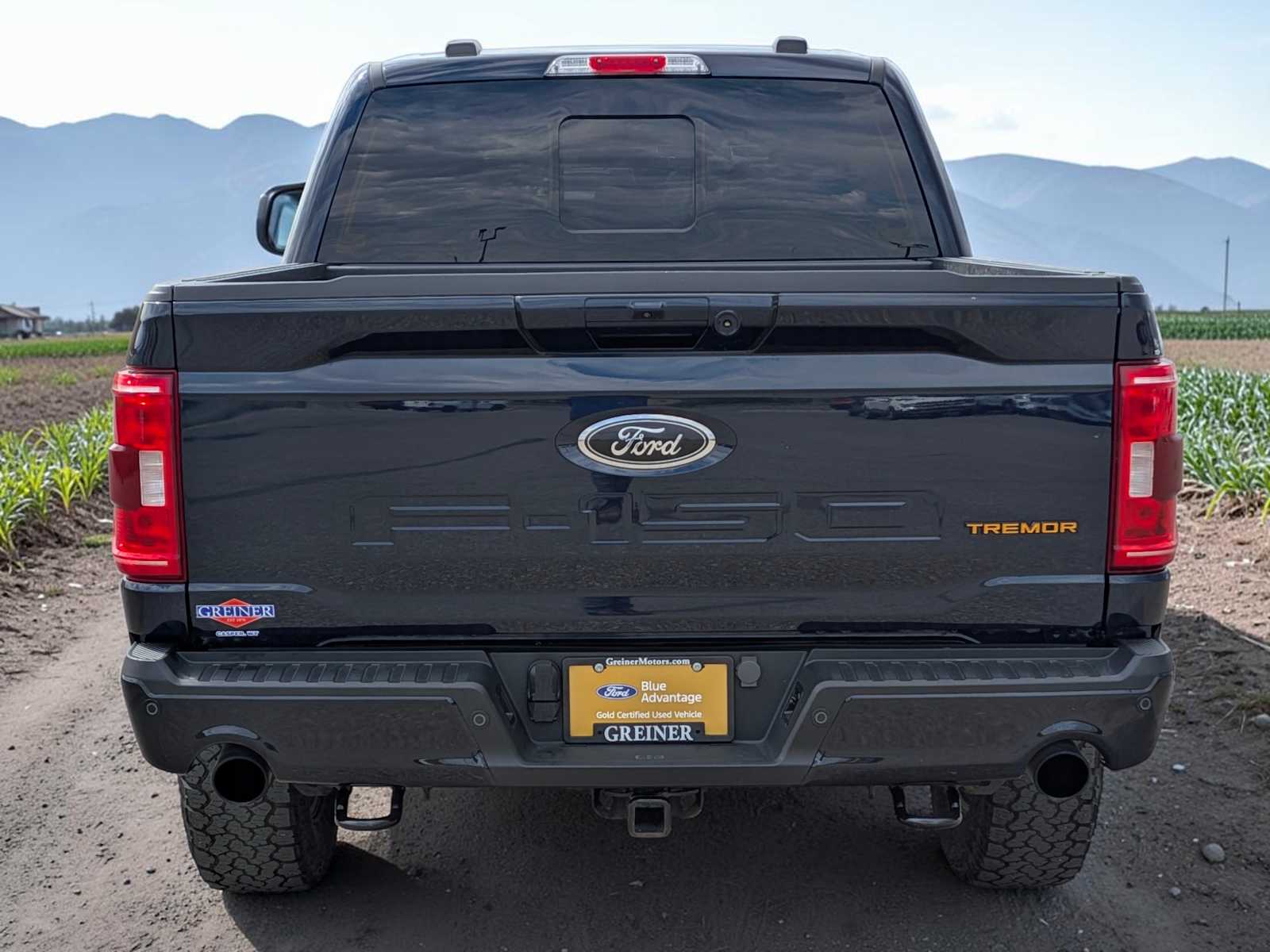 View vehicle photo 4