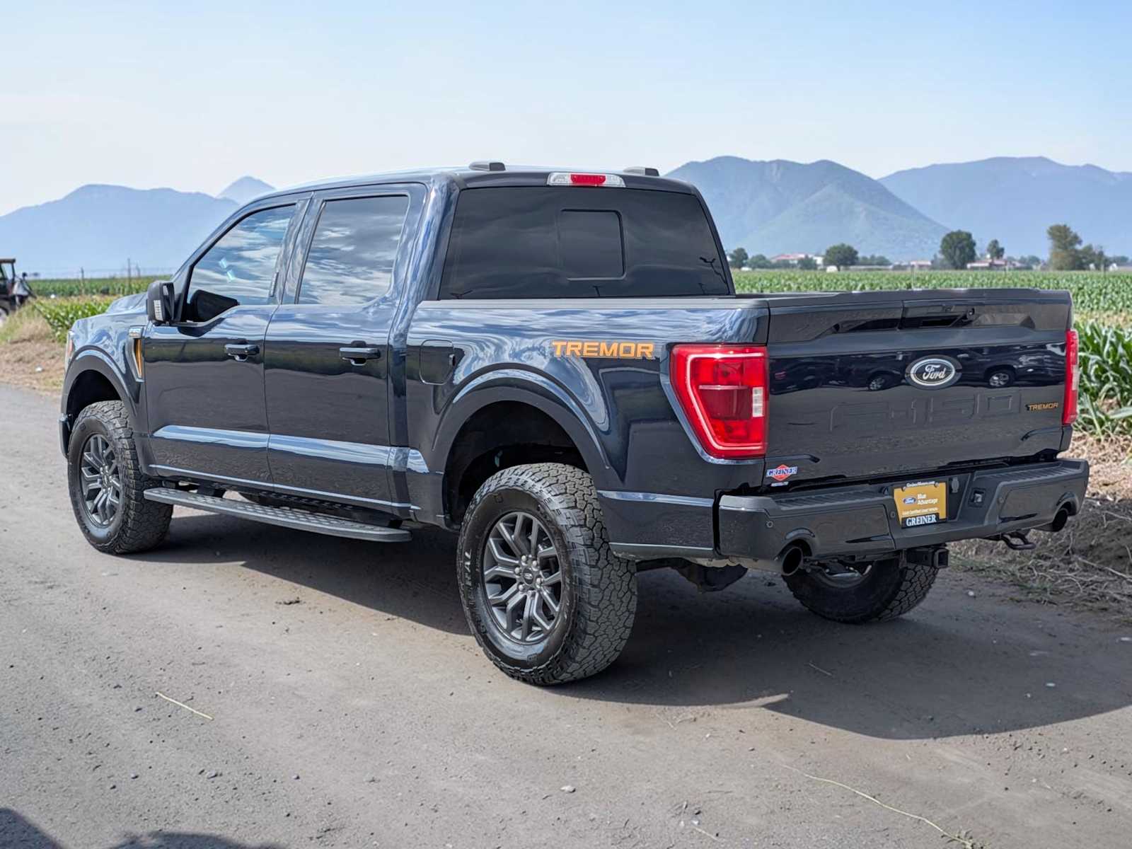 View vehicle photo 3