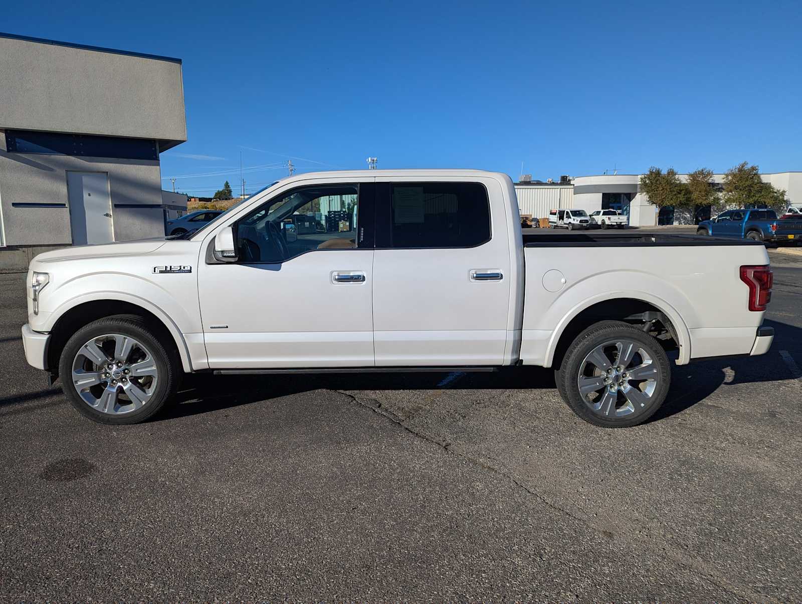 2017 Ford F-150 Limited 4WD SuperCrew 5.5 Box 3