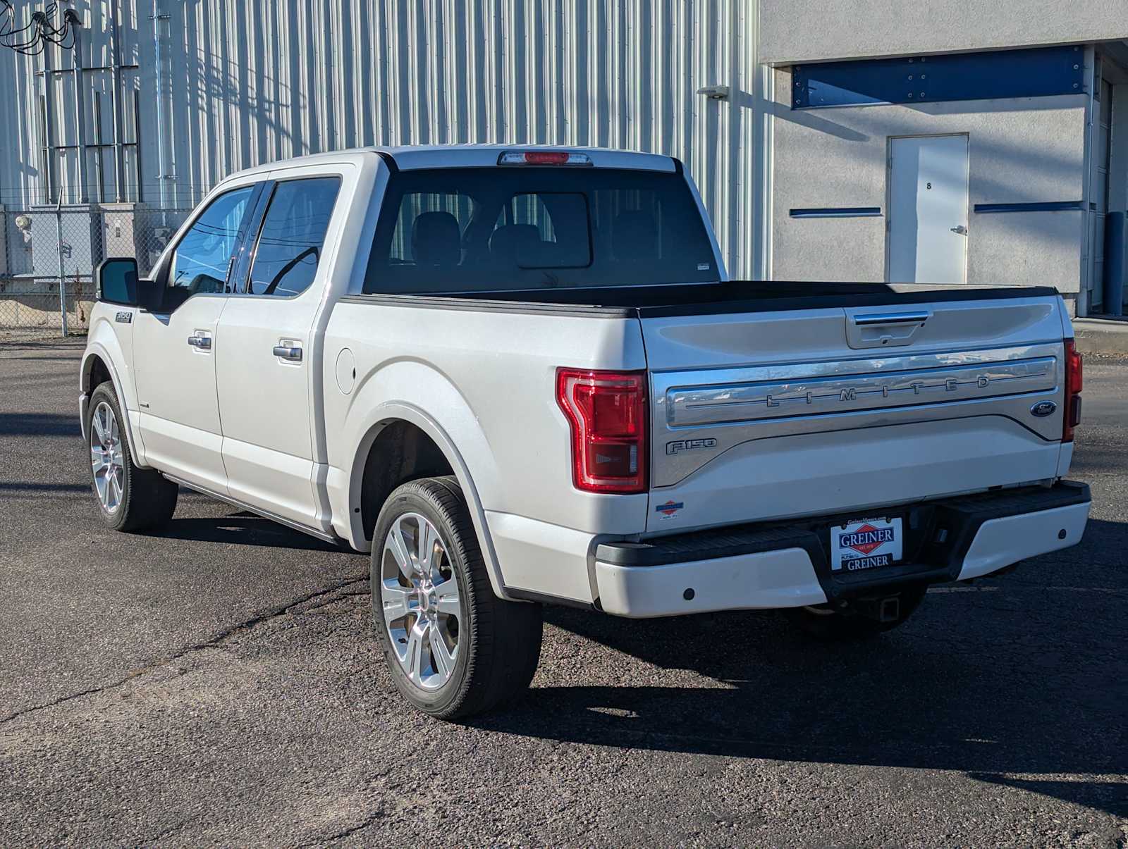 2017 Ford F-150 Limited 4WD SuperCrew 5.5 Box 4