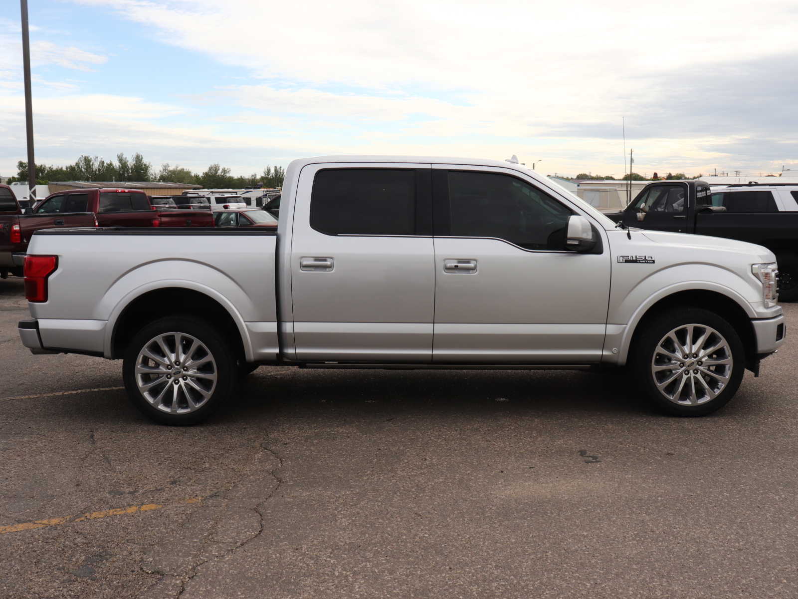2019 Ford F-150 Limited 4WD SuperCrew 5.5 Box 7