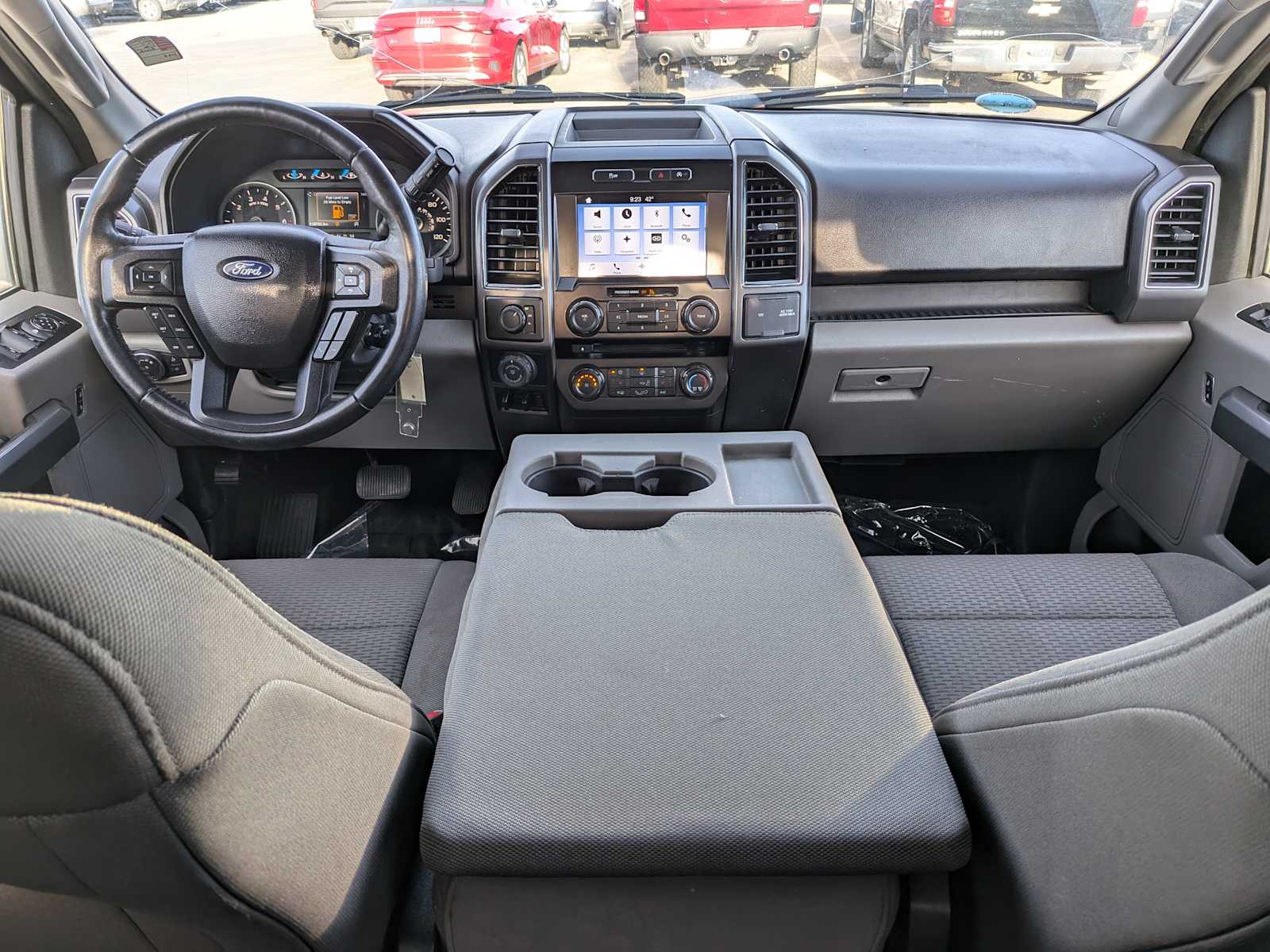 2017 Ford F-150 XLT 4WD SuperCrew 5.5 Box 23