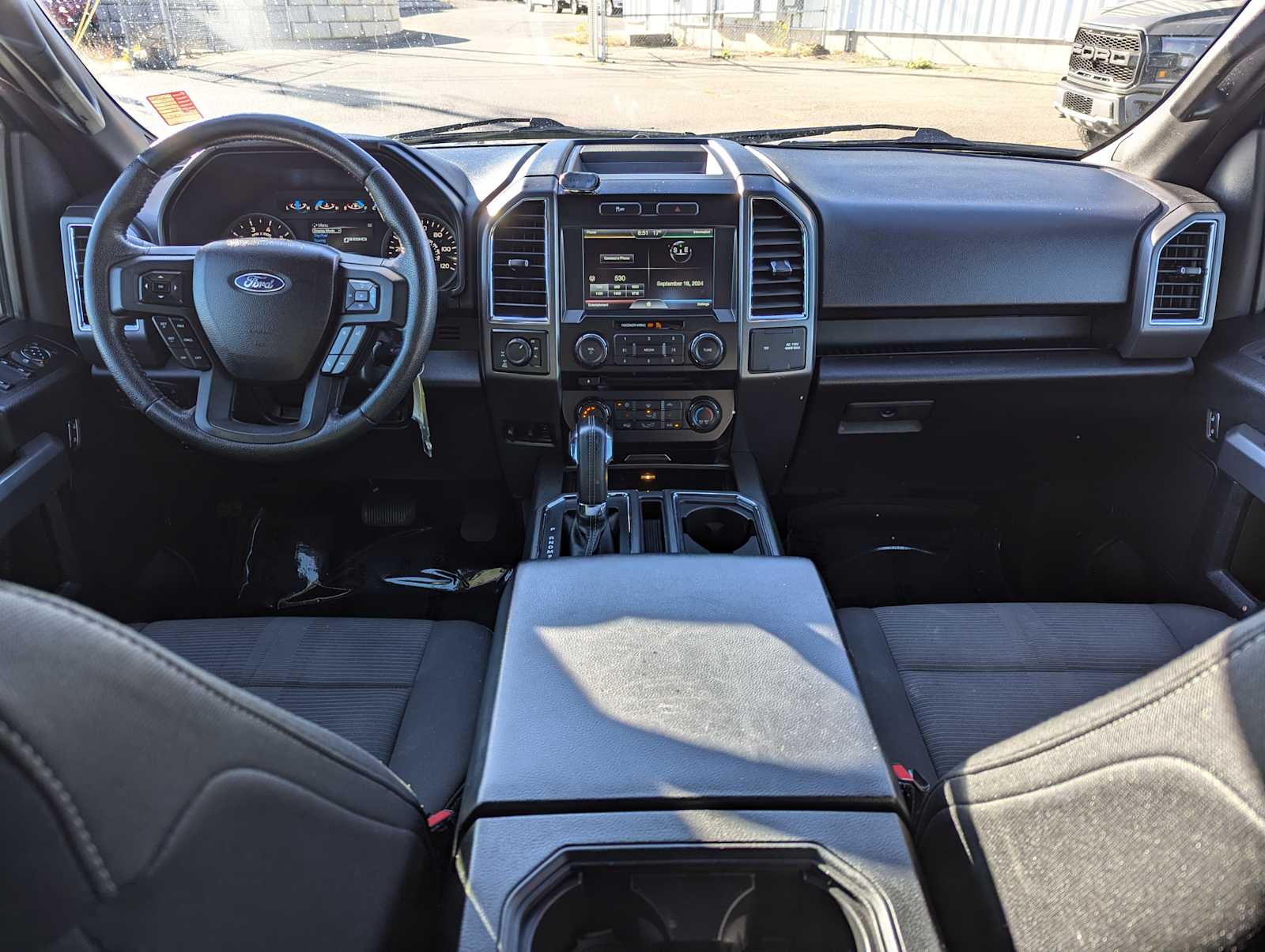 2015 Ford F-150 XLT 4WD SuperCrew 145 18