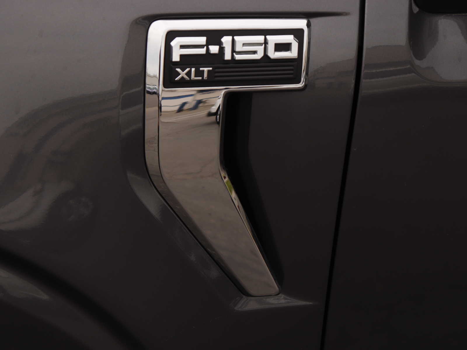 2022 Ford F-150 XLT 4WD SuperCrew 5.5 Box 11