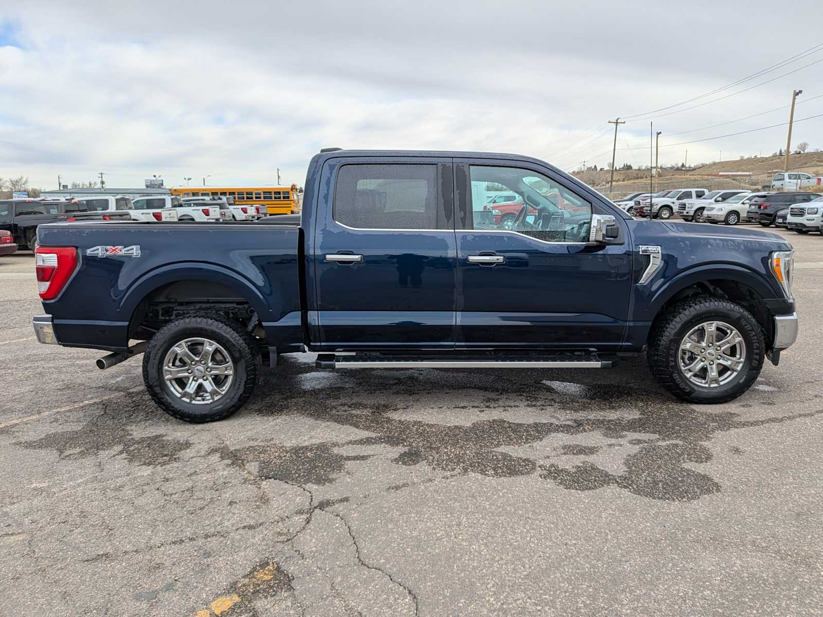 2023 Ford F-150 LARIAT 4WD SuperCrew 5.5 Box 7