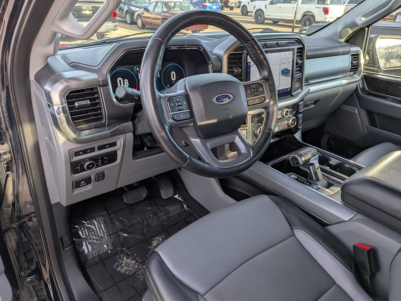 2023 Ford F-150 LARIAT 4WD SuperCrew 5.5 Box 2