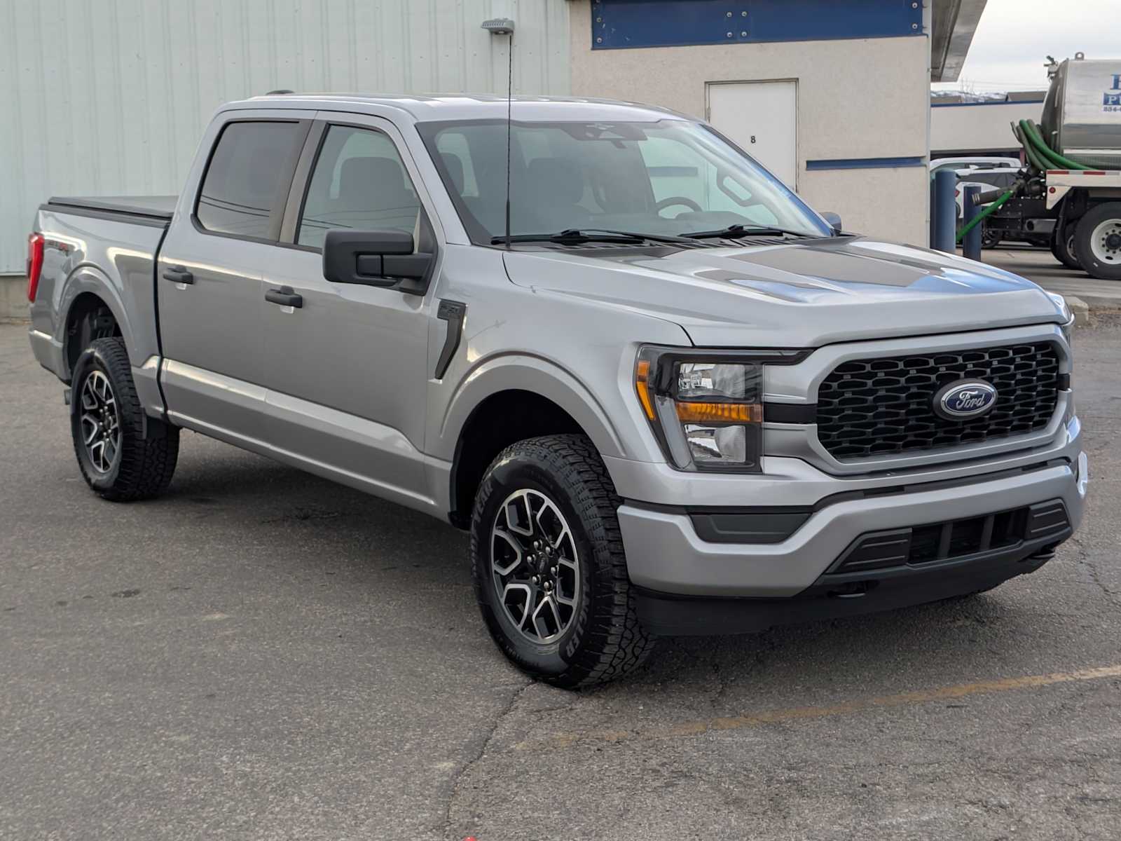 2023 Ford F-150 XL 4WD SuperCrew 5.5 Box 8