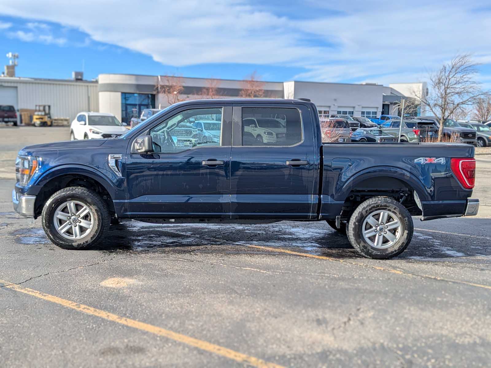 2023 Ford F-150 XLT 4WD SuperCrew 5.5 Box 2