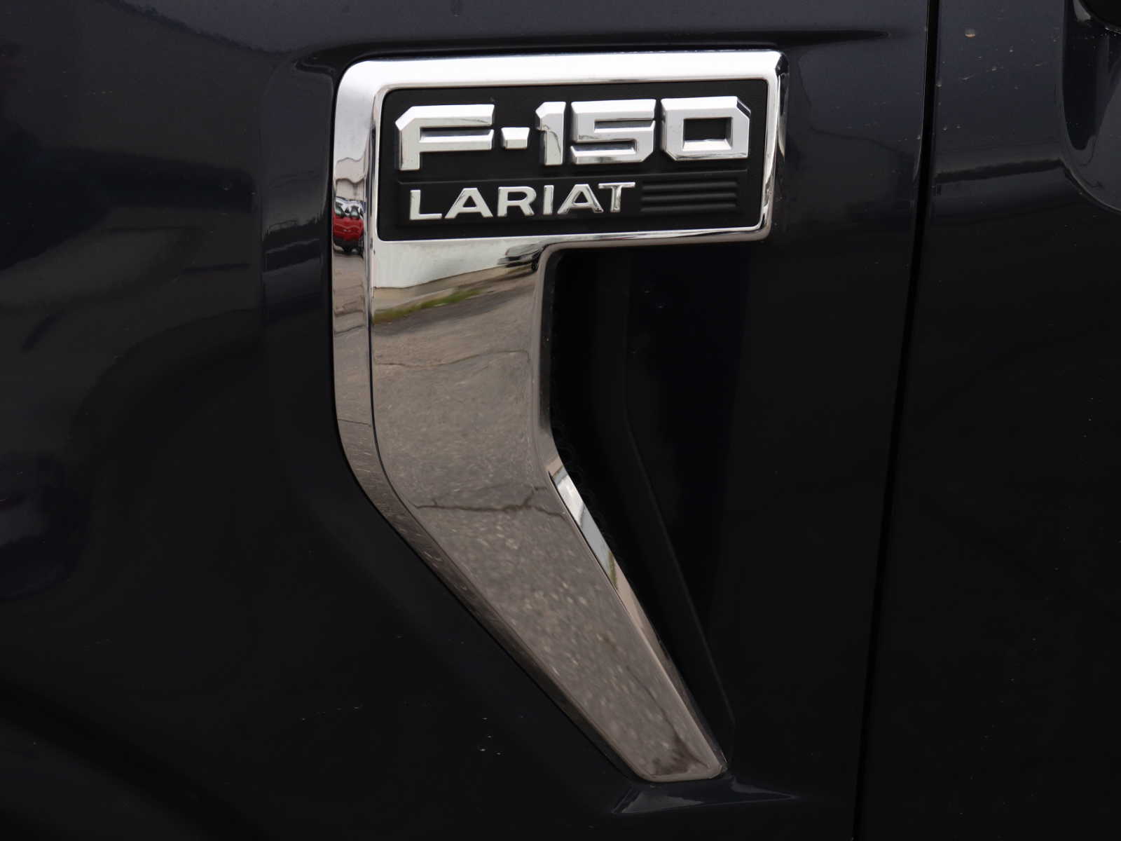 2022 Ford F-150 LARIAT 4WD SuperCrew 6.5 Box 11