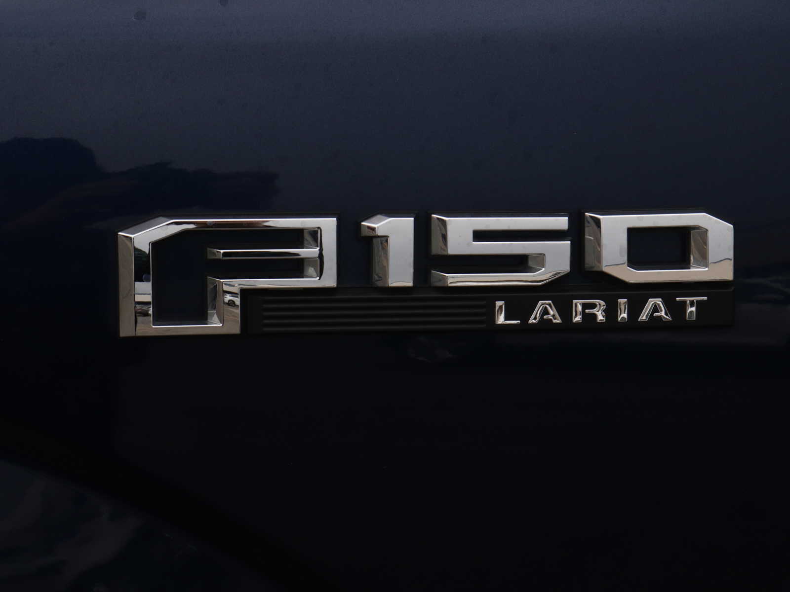 2016 Ford F-150 Lariat 4WD SuperCrew 157 11