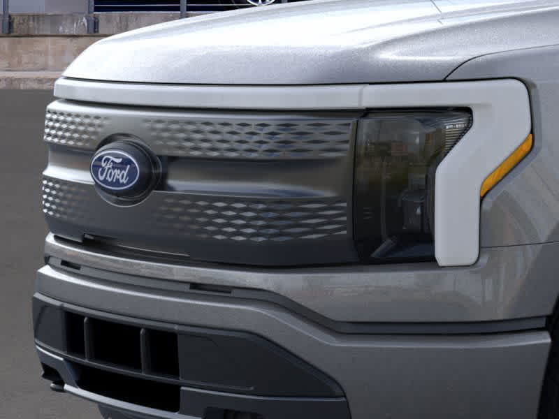 2024 Ford F-150 Lightning XLT 17