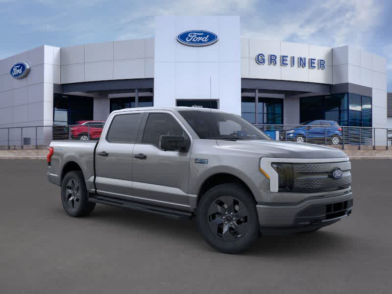 2024 Ford F-150 Lightning XLT 7