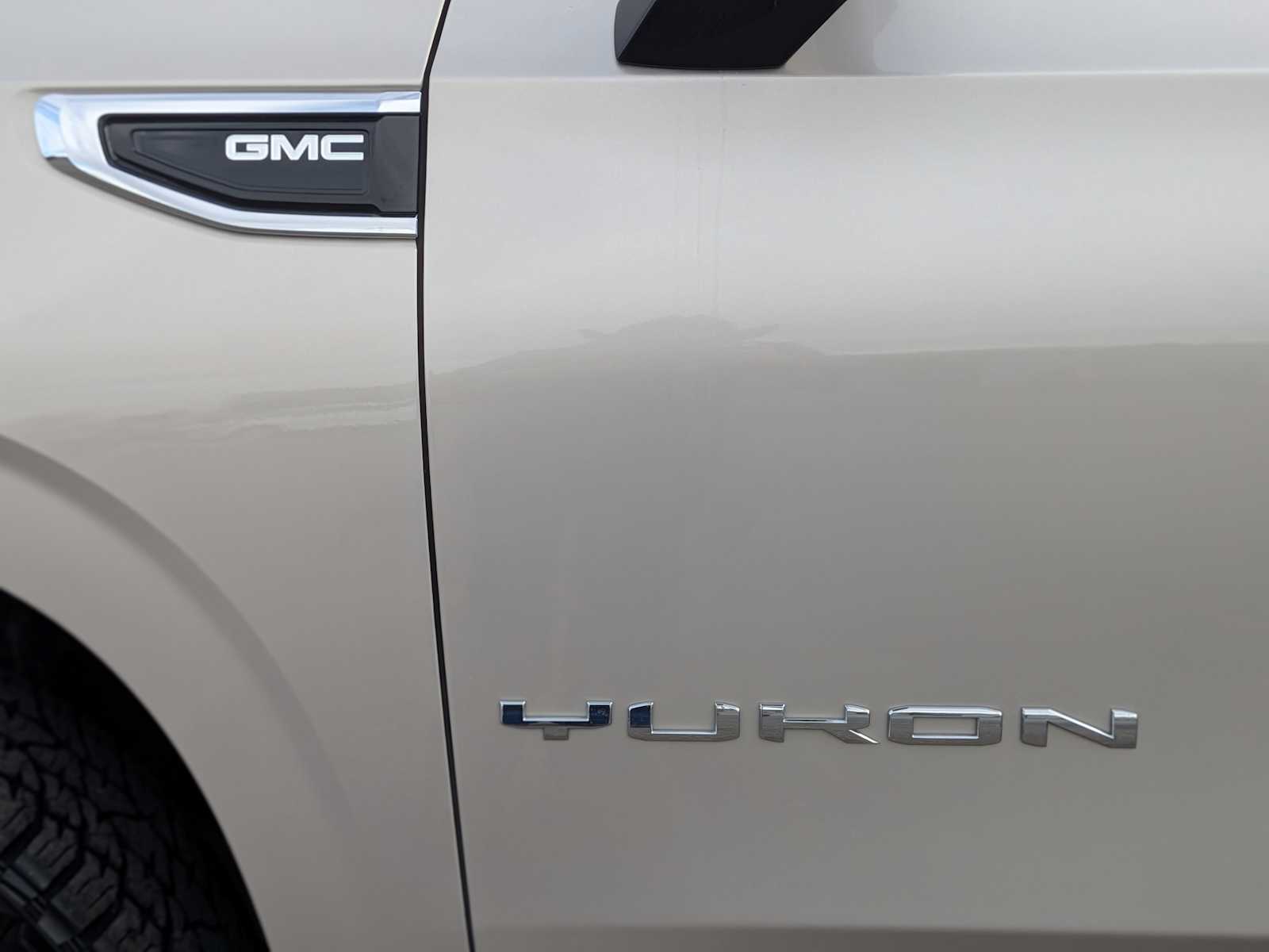 2021 GMC Yukon SLT 11