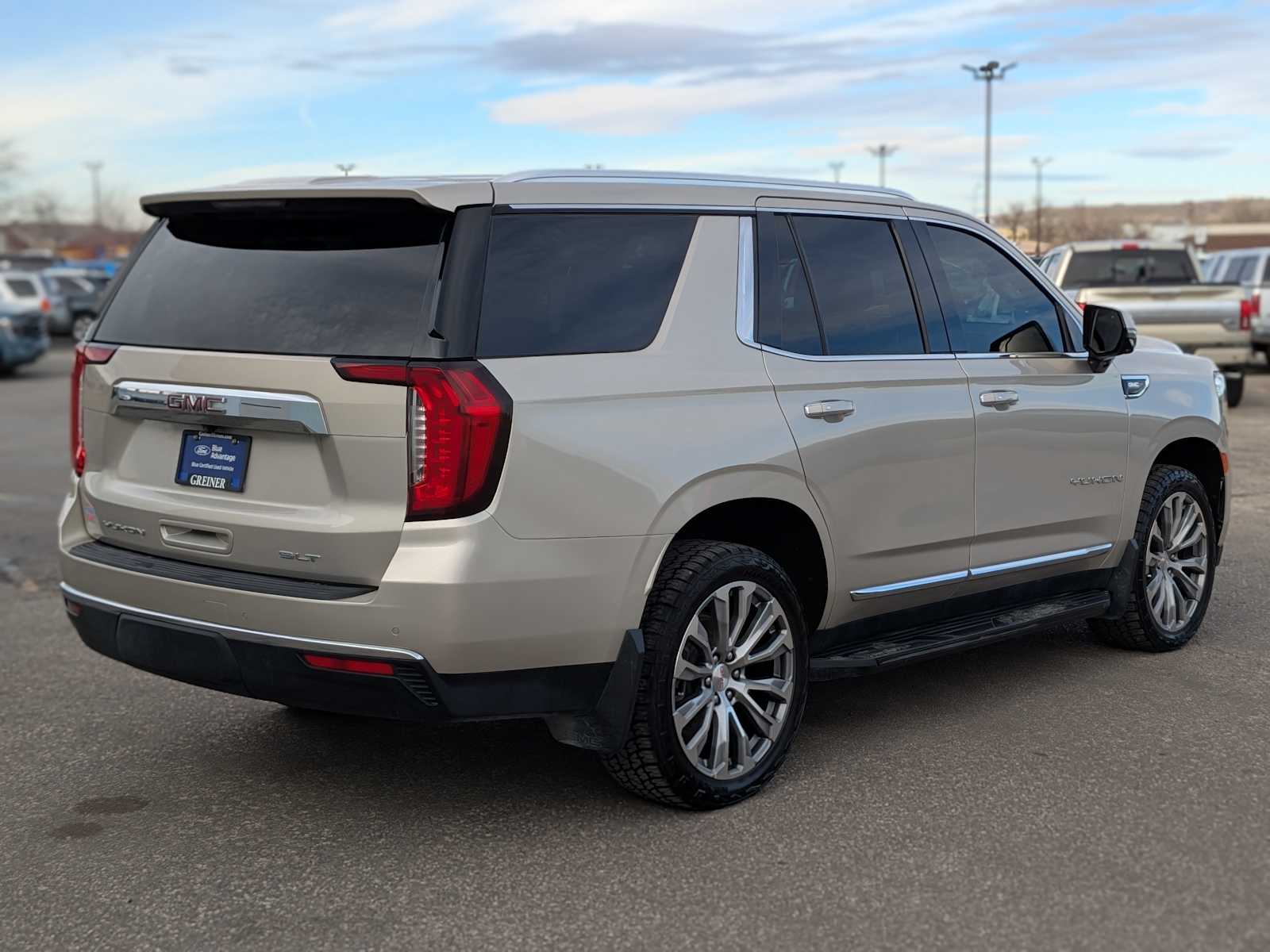 2021 GMC Yukon SLT 6