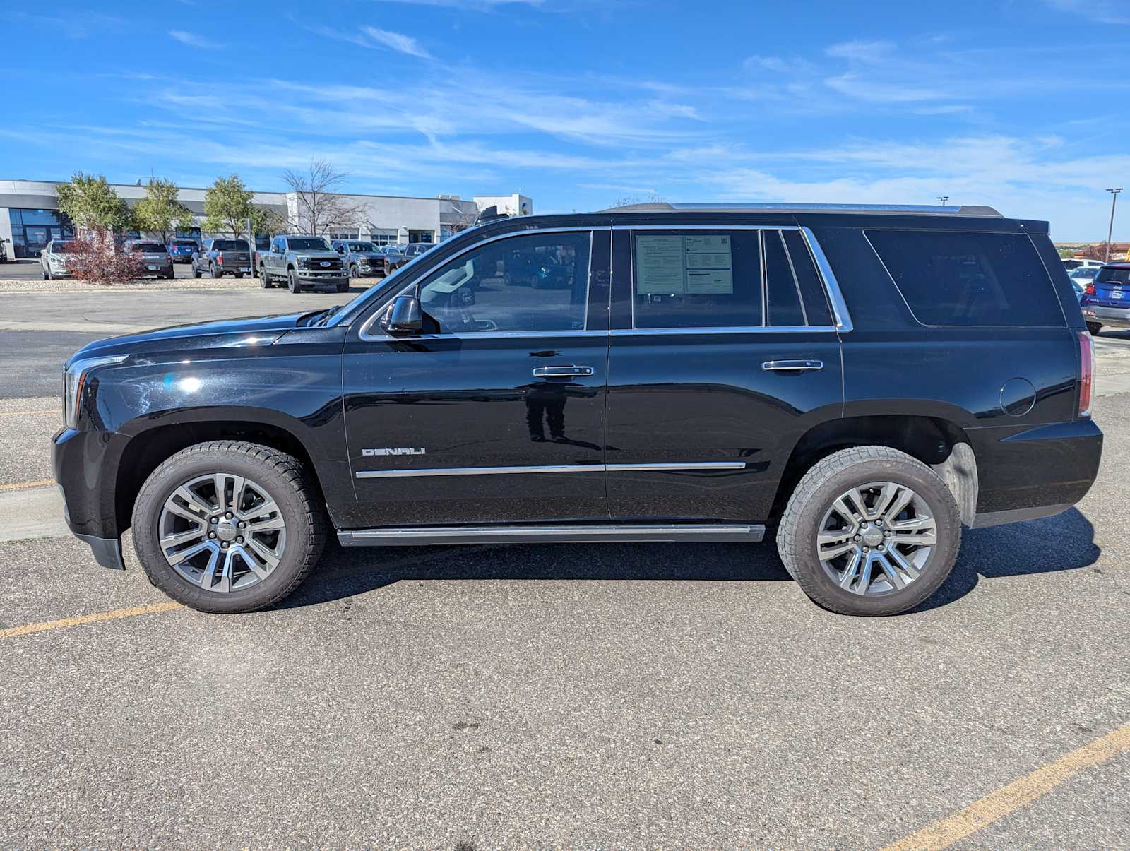 2019 GMC Yukon Denali 3