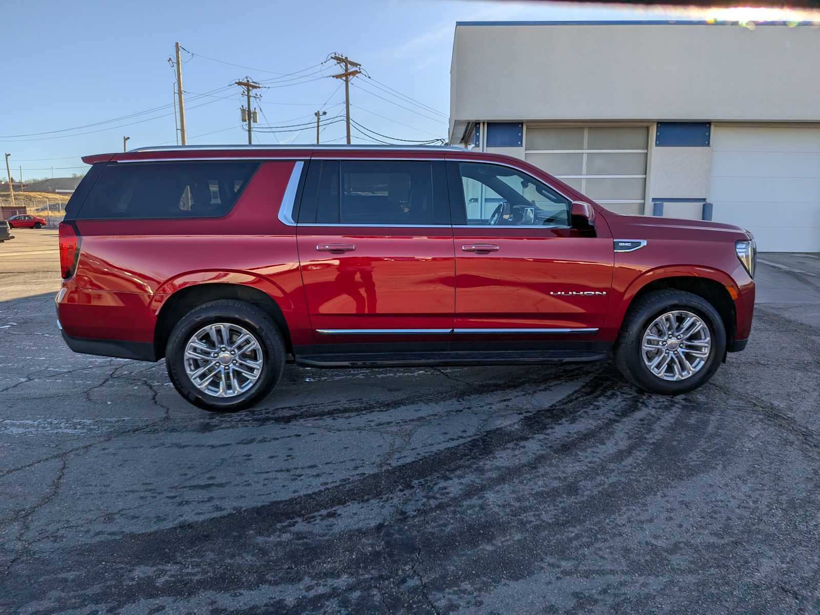 2023 GMC Yukon XL SLT 7