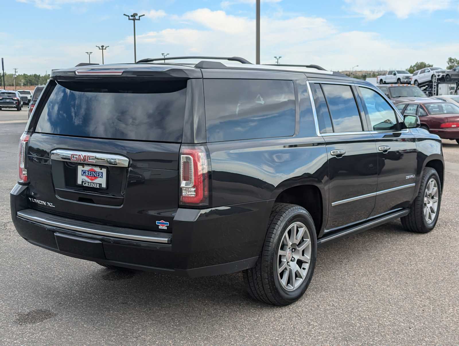 2020 GMC Yukon XL Denali 6