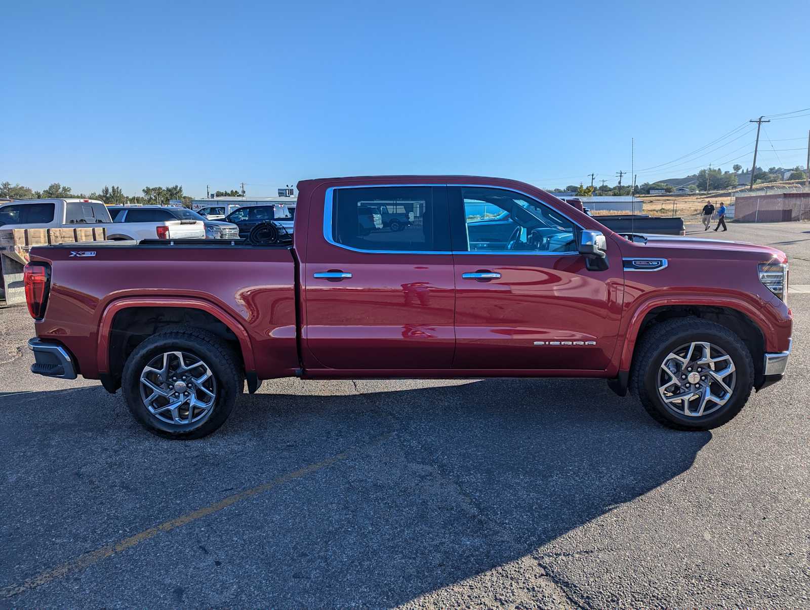 2023 GMC Sierra 1500 SLT 4WD Crew Cab 147 7