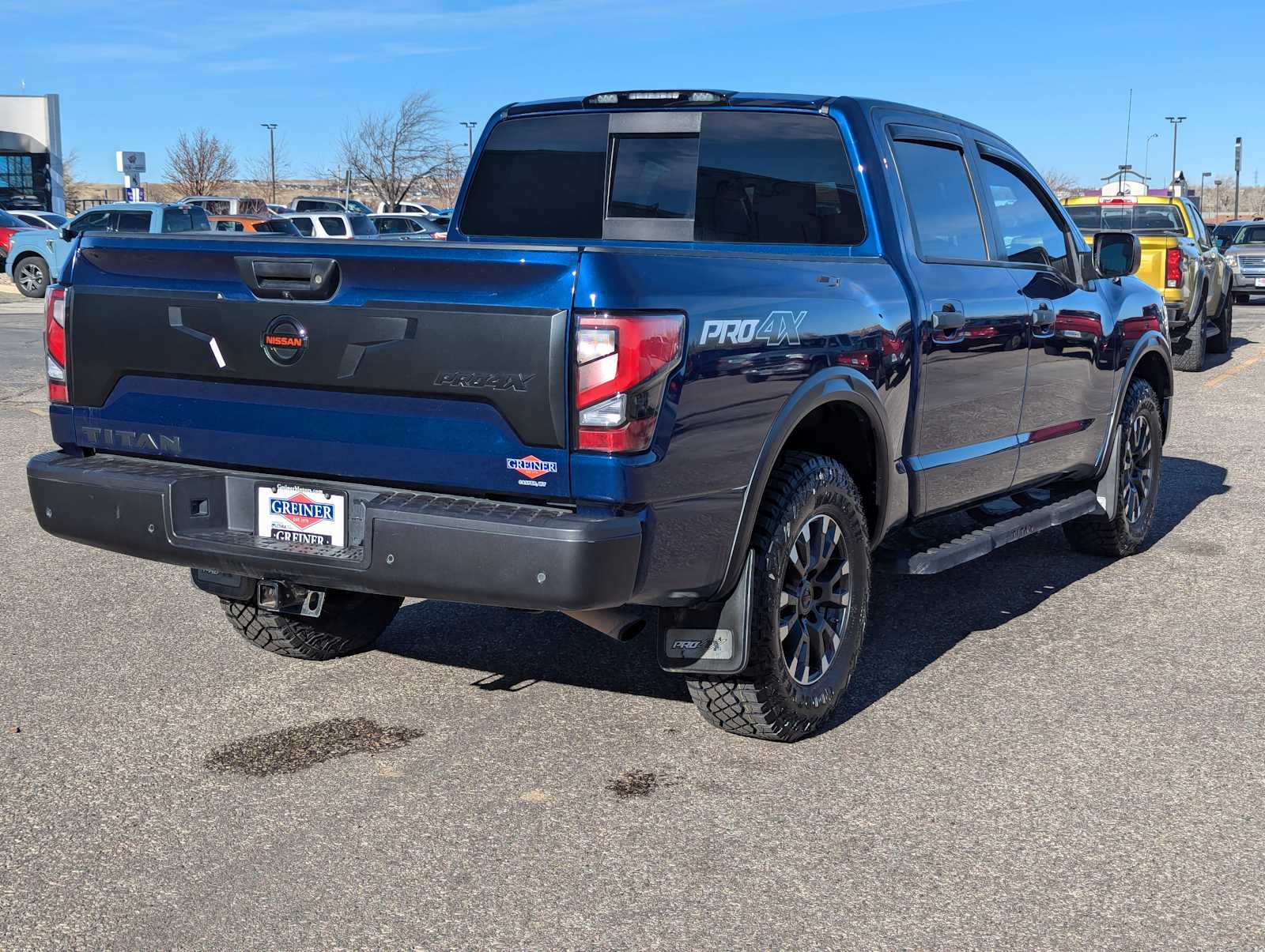 2021 Nissan Titan PRO-4X 4x4 Crew Cab 7