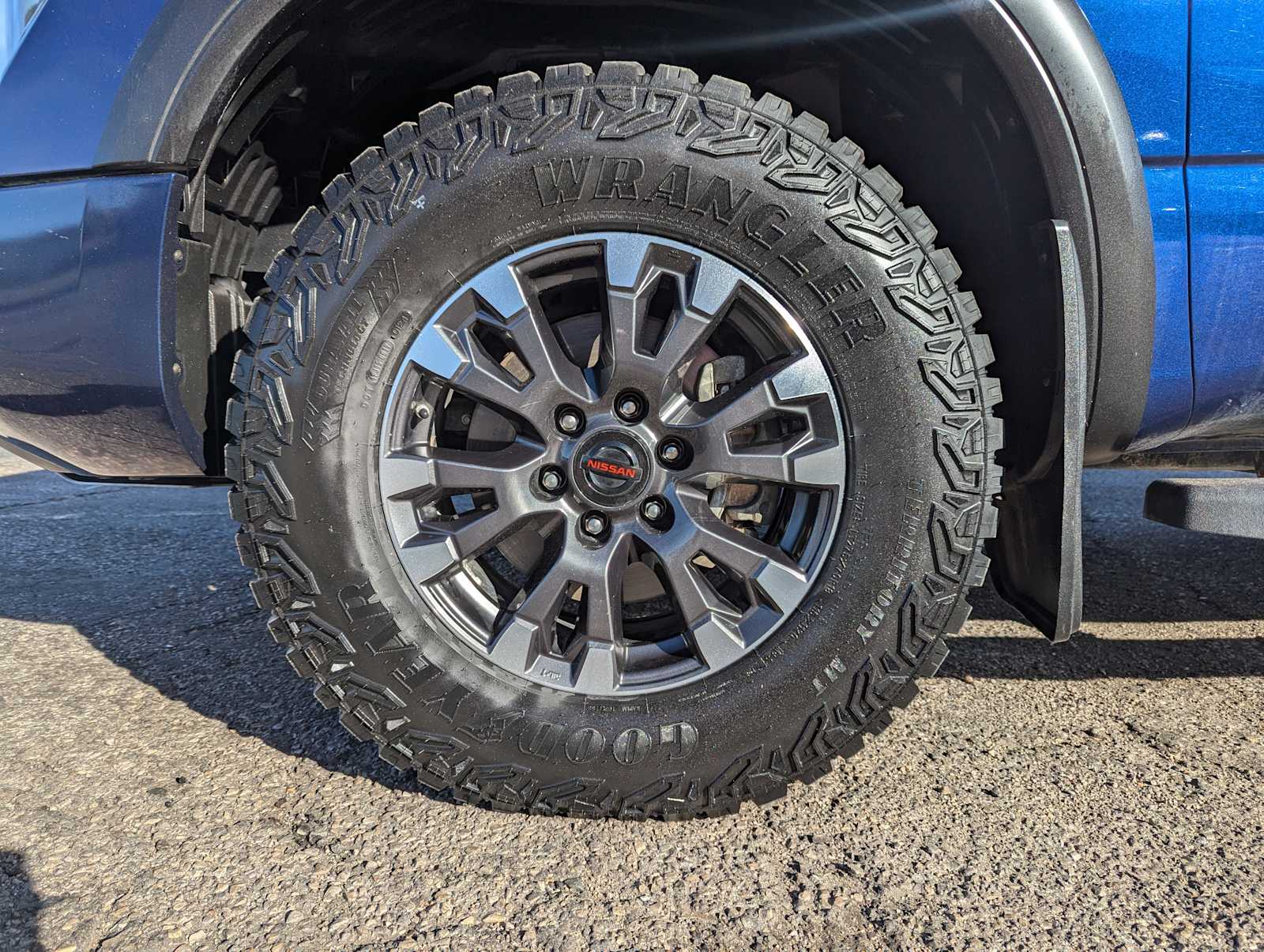 2021 Nissan Titan PRO-4X 4x4 Crew Cab 13