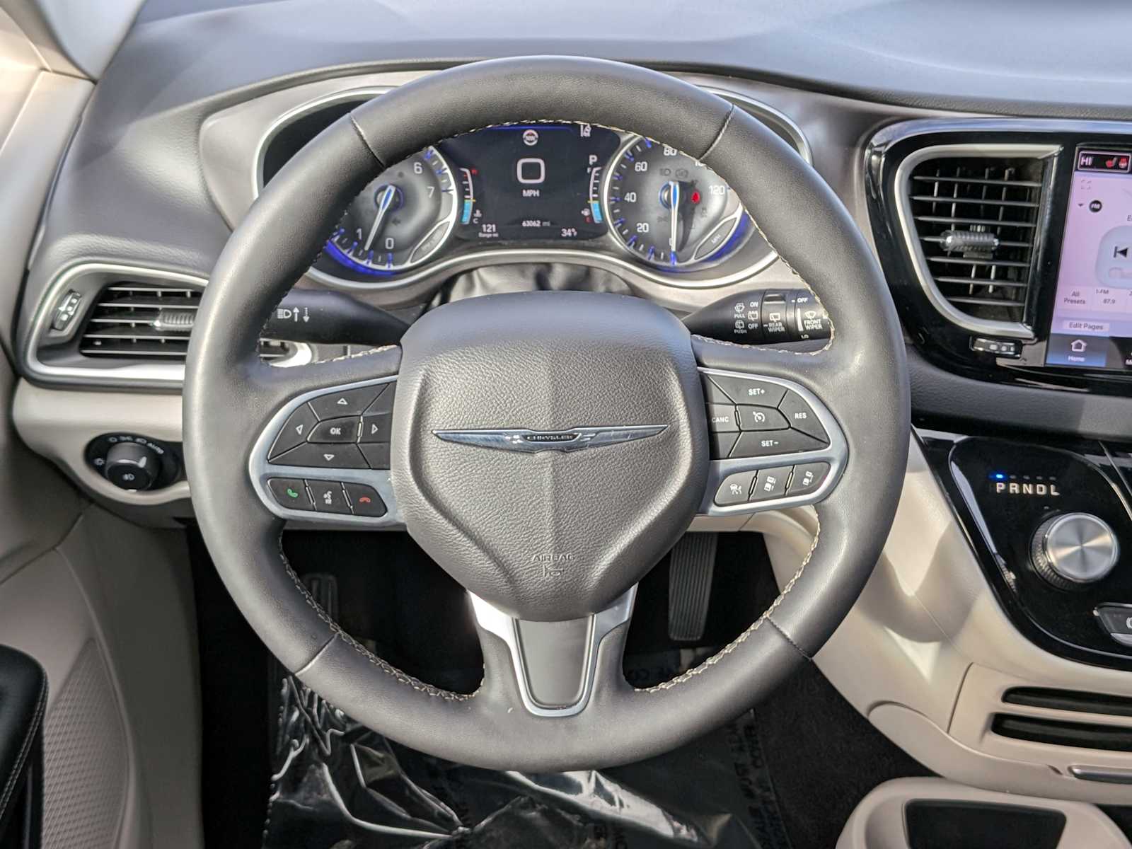 2022 Chrysler Pacifica Touring L 19