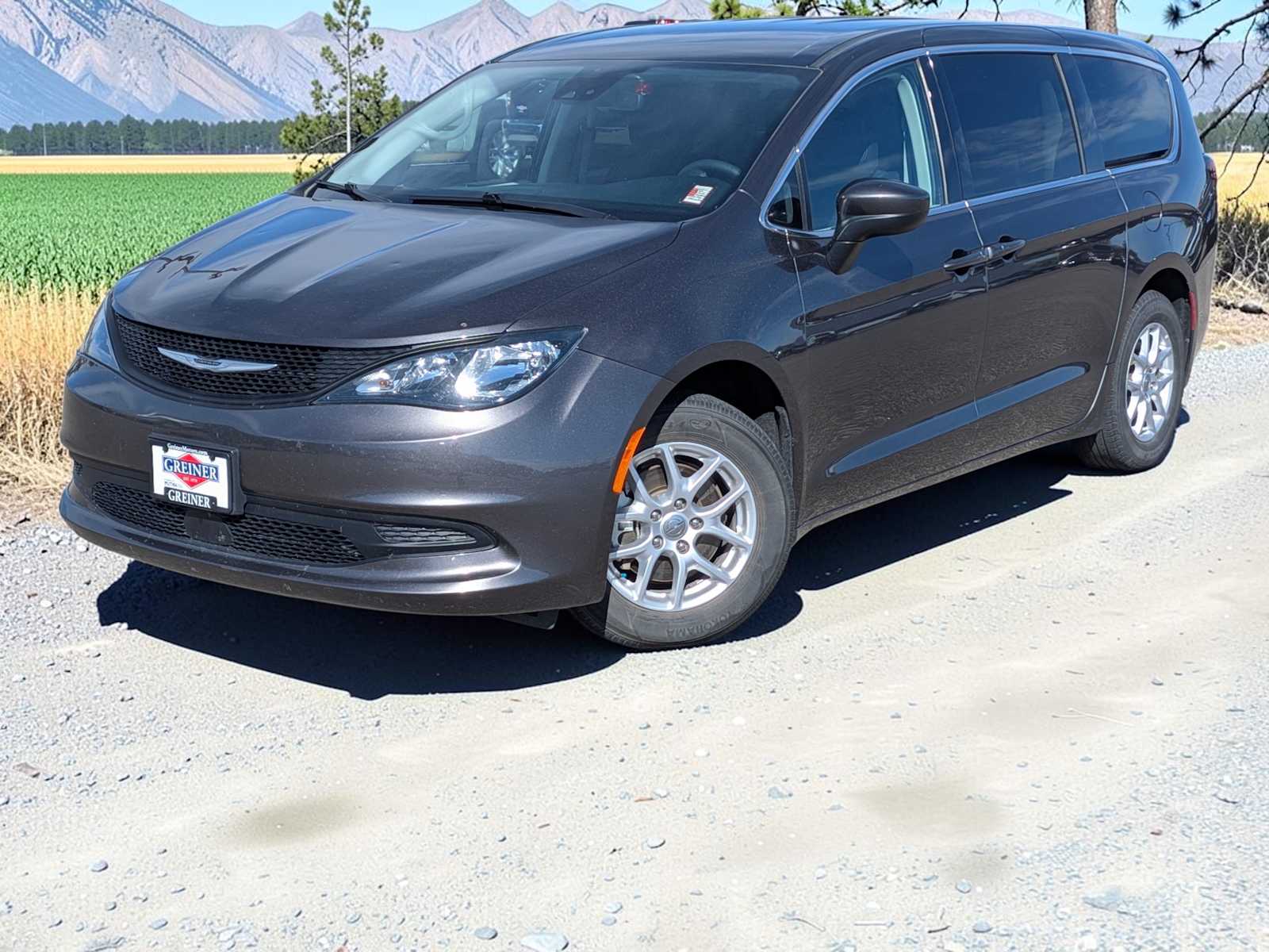 2023 Chrysler Voyager