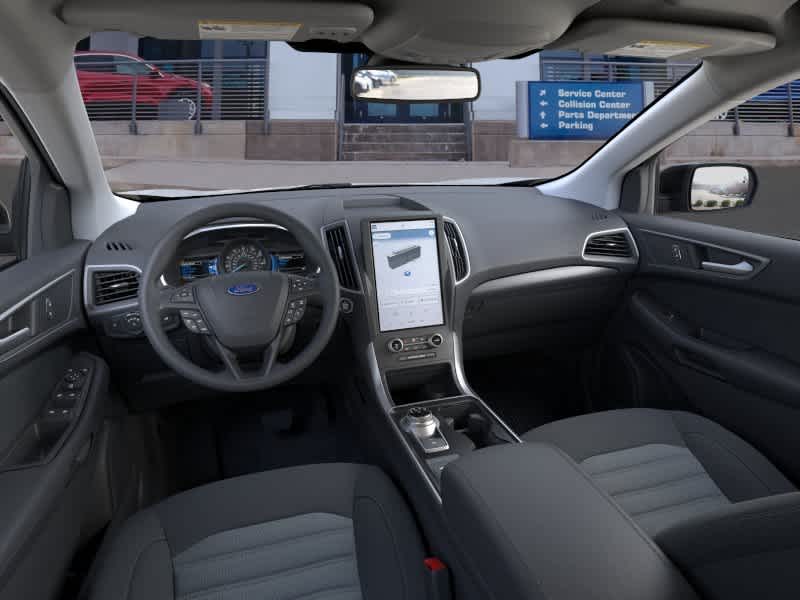 2024 Ford Edge SE 9