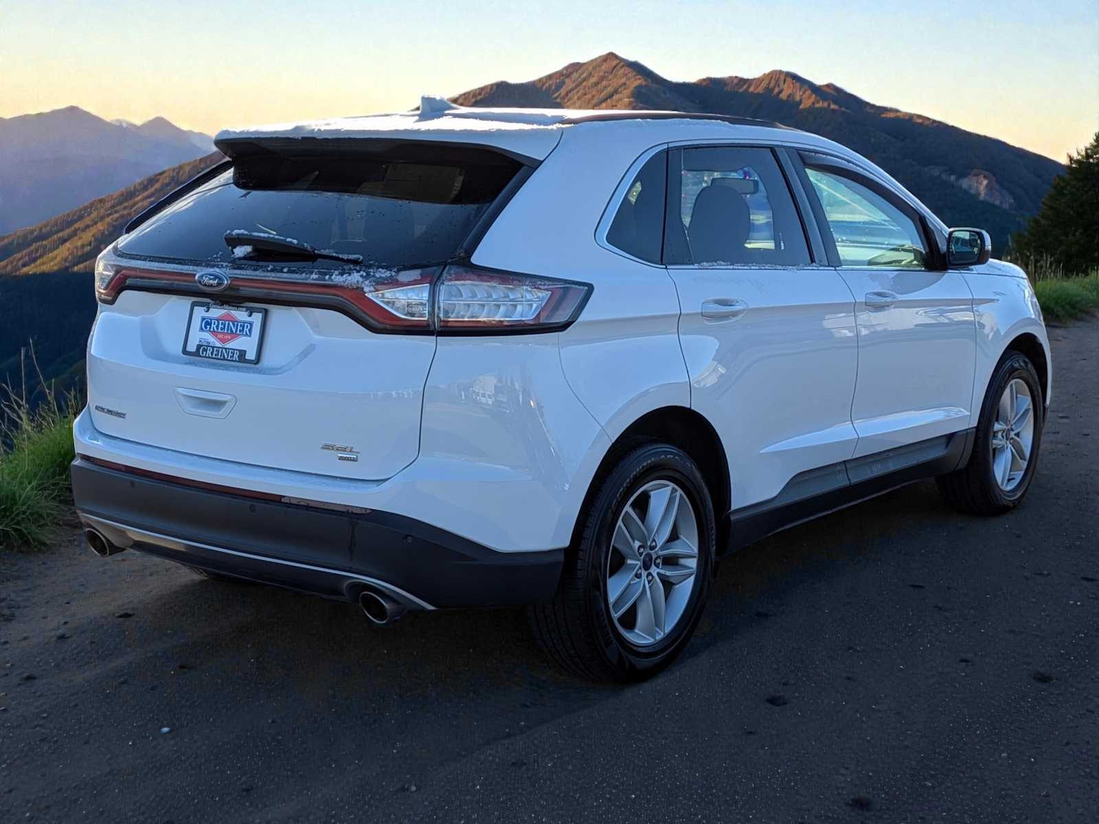 View vehicle photo 6