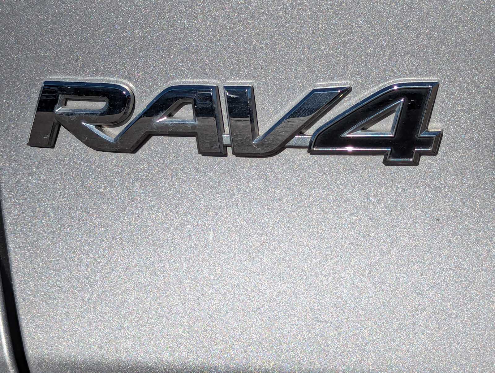 2024 Toyota RAV4 XLE 11