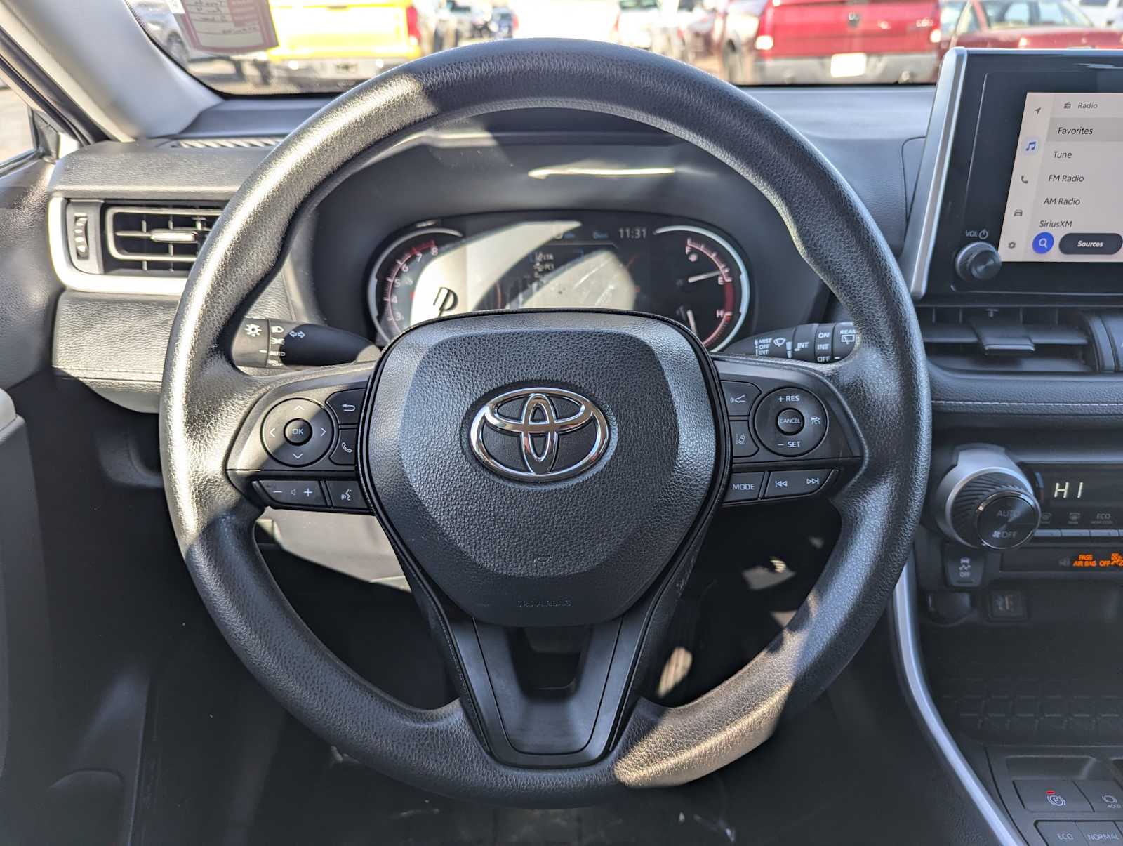 2024 Toyota RAV4 XLE 22