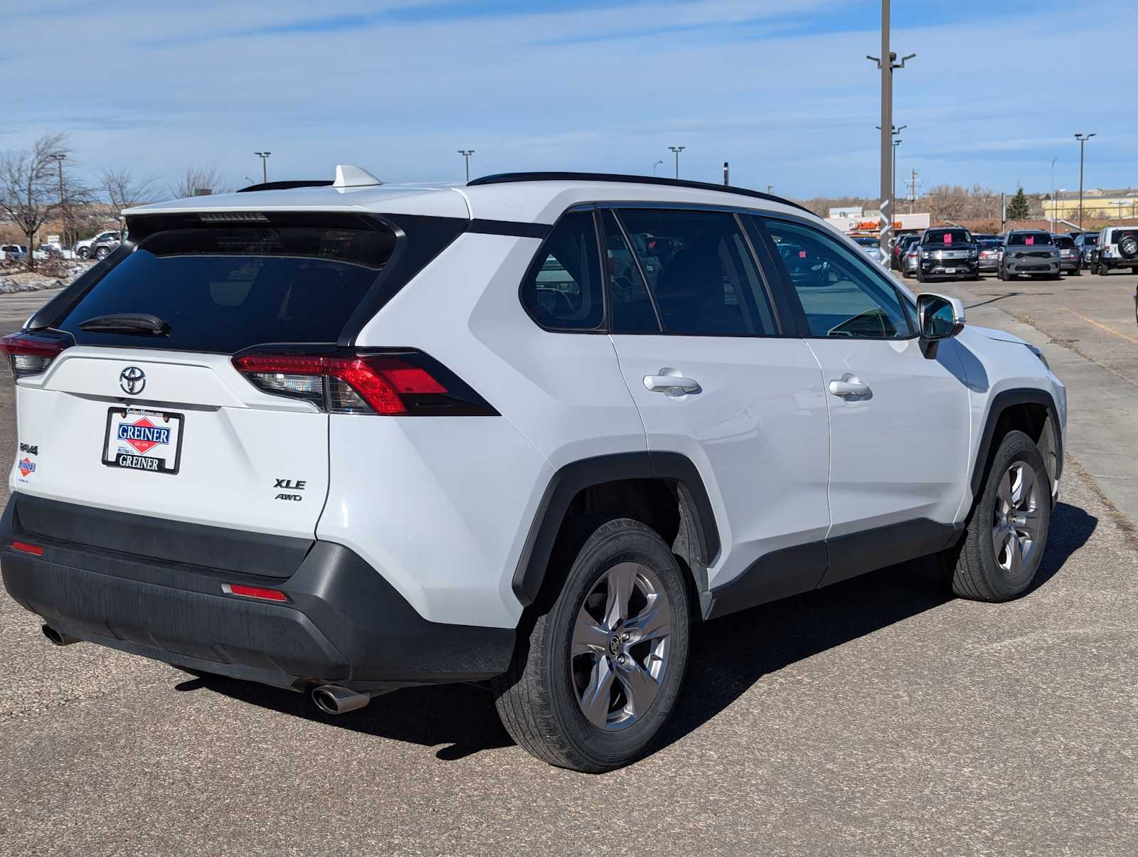 2022 Toyota RAV4 XLE 6