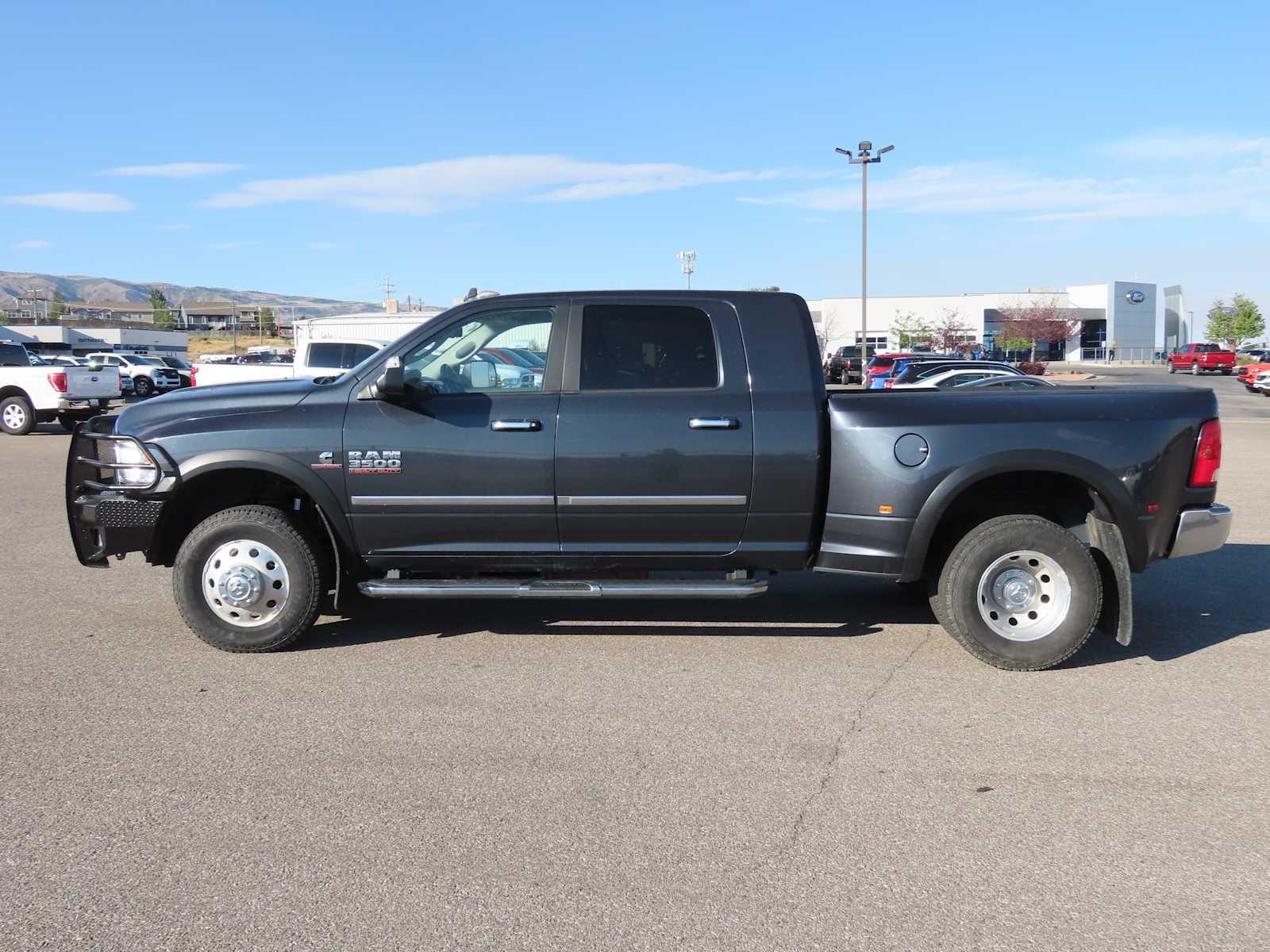 2016 Ram 3500 Big Horn 4WD Mega Cab 160.5 3