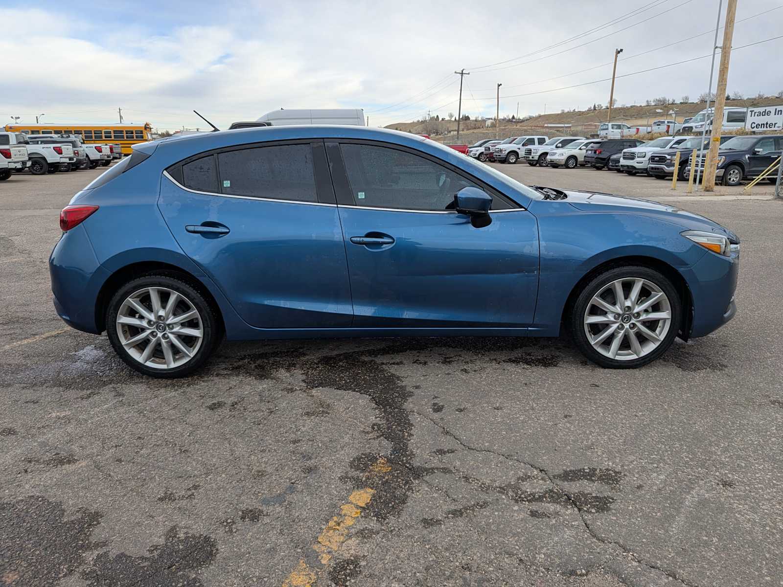 2017 Mazda Mazda3 5-Door Touring 7