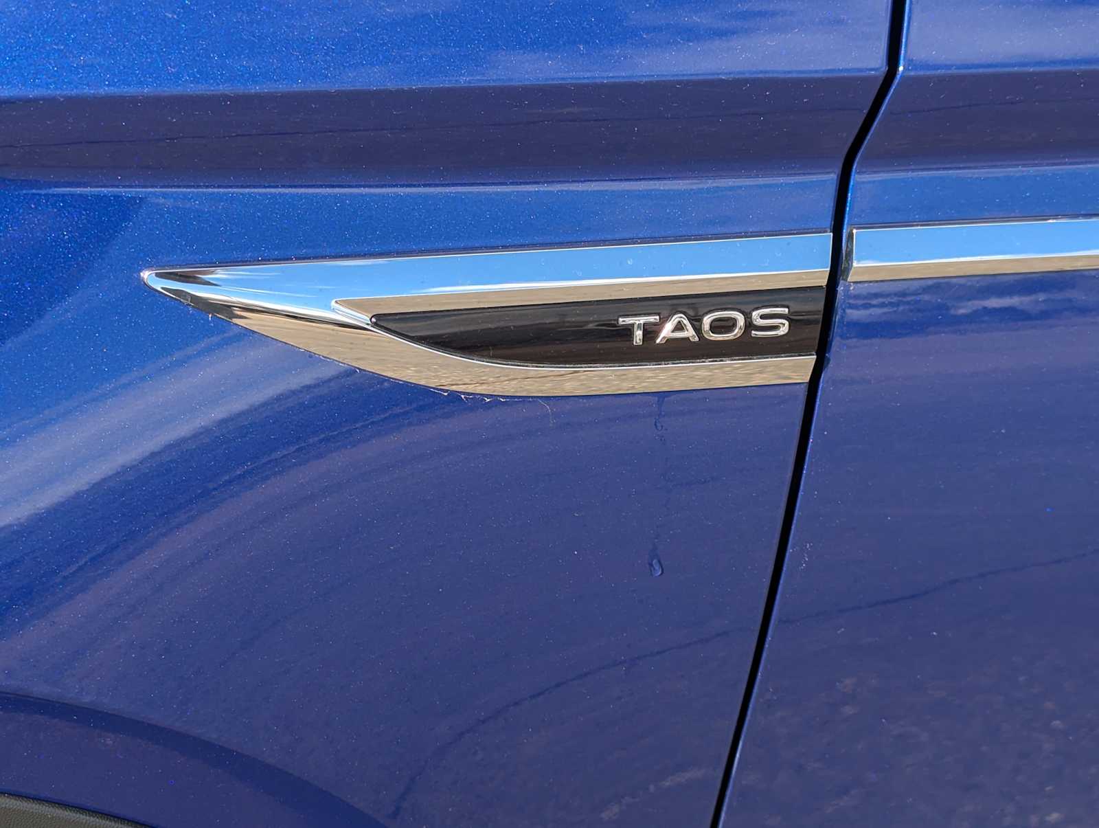 2022 Volkswagen Taos SE 10