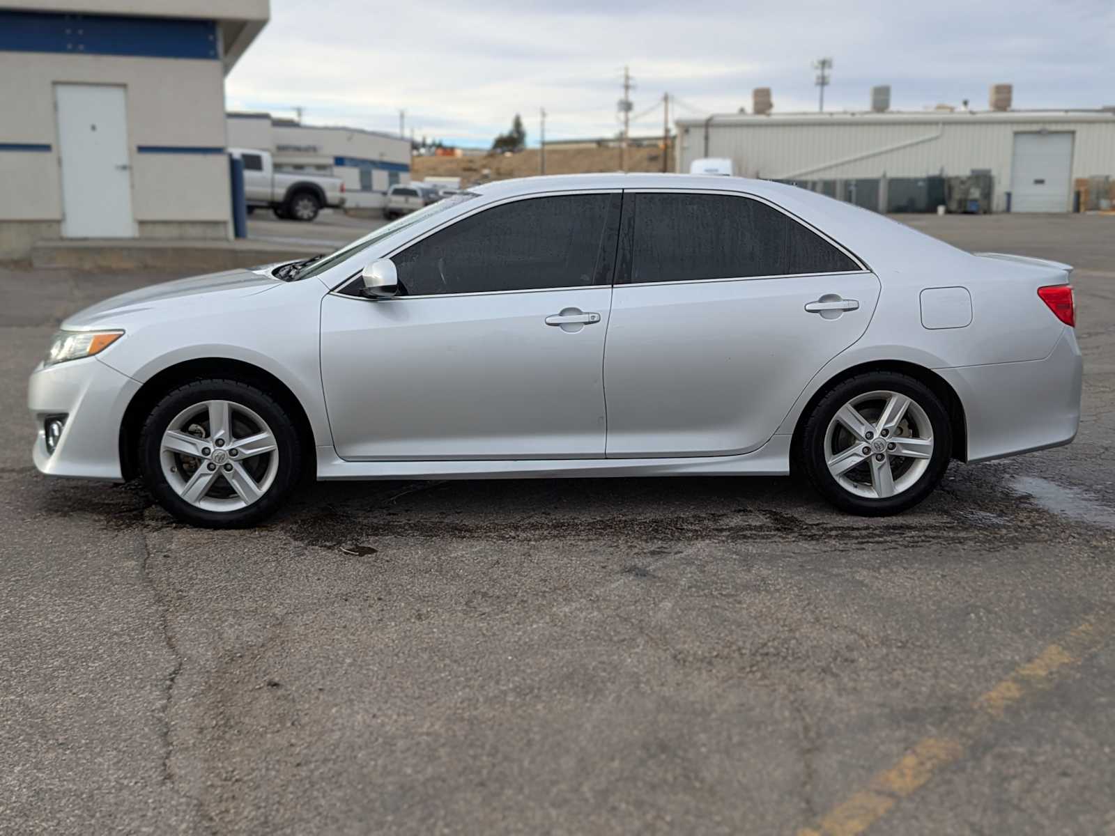 2014 Toyota Camry L 2