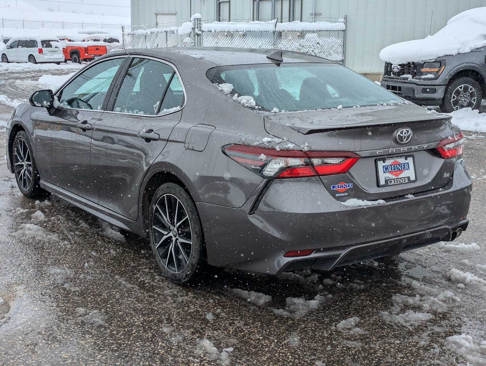 2022 Toyota Camry SE 4